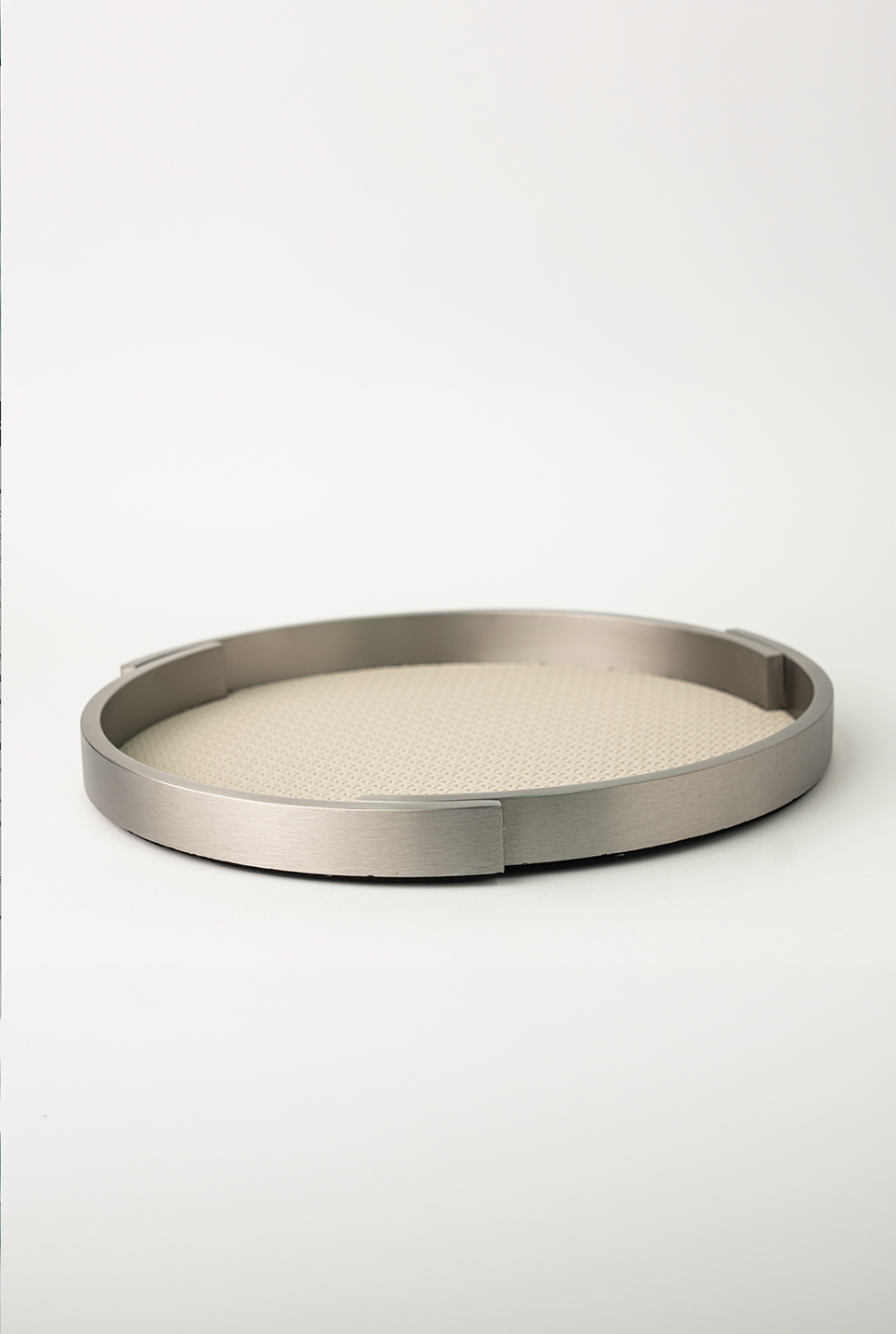 ROUND LEATHER BASE / TRAY