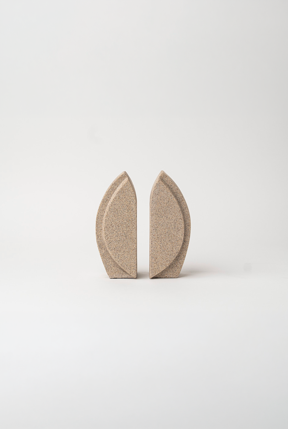 BOOK END - STONE PETAL