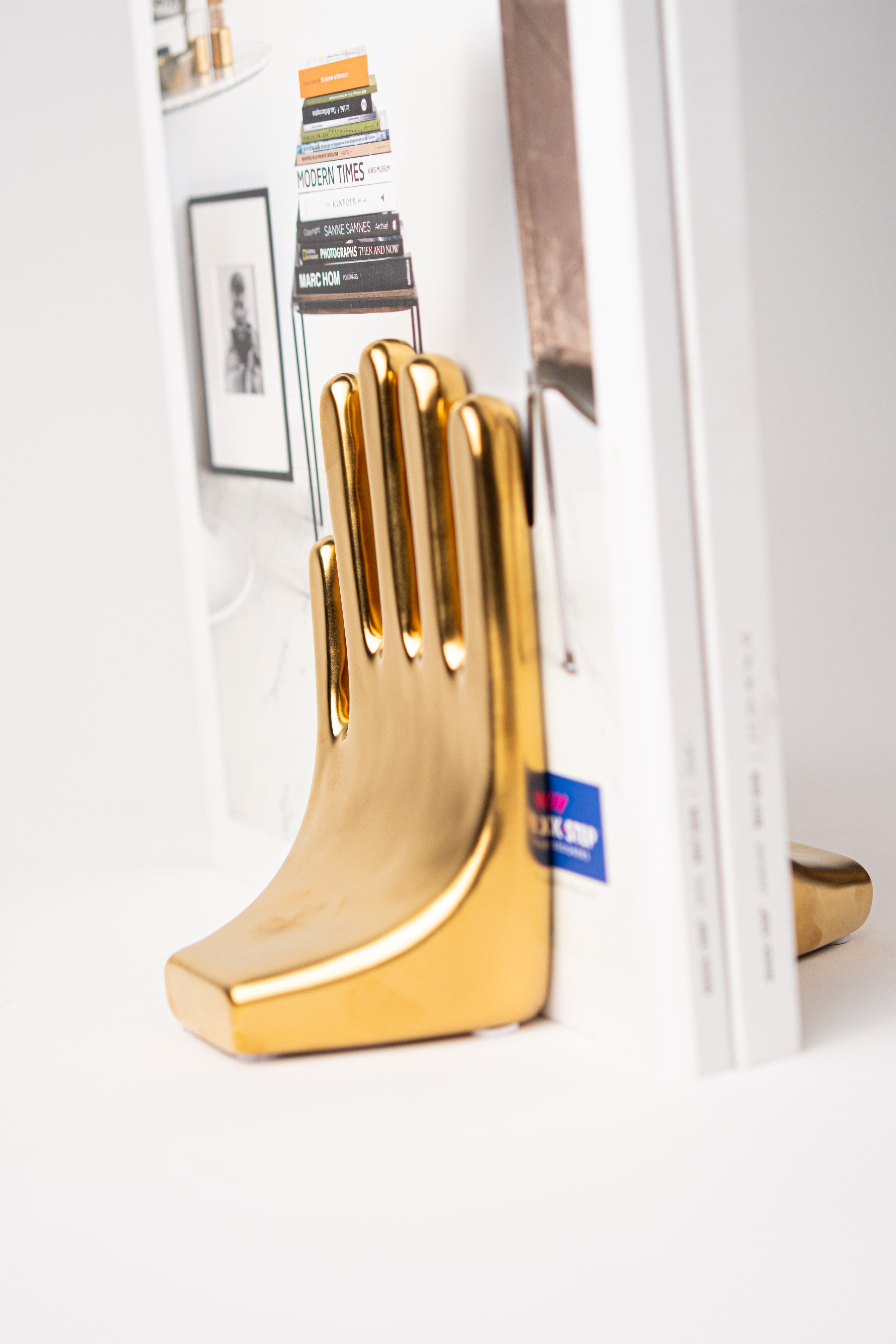 BOOKEND - HANDS TOGETHER