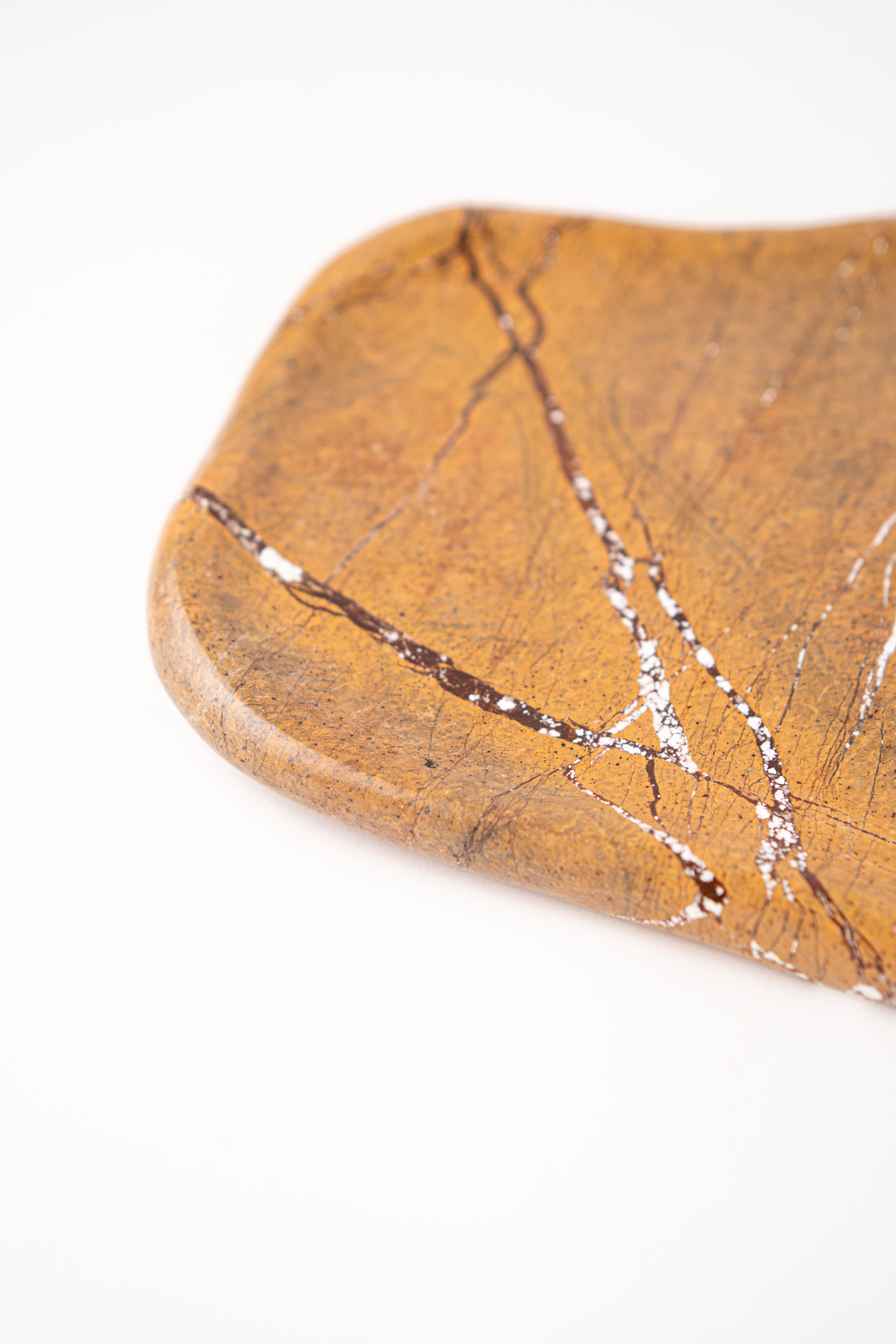 SIMPLE STONE PLATE - BROWN