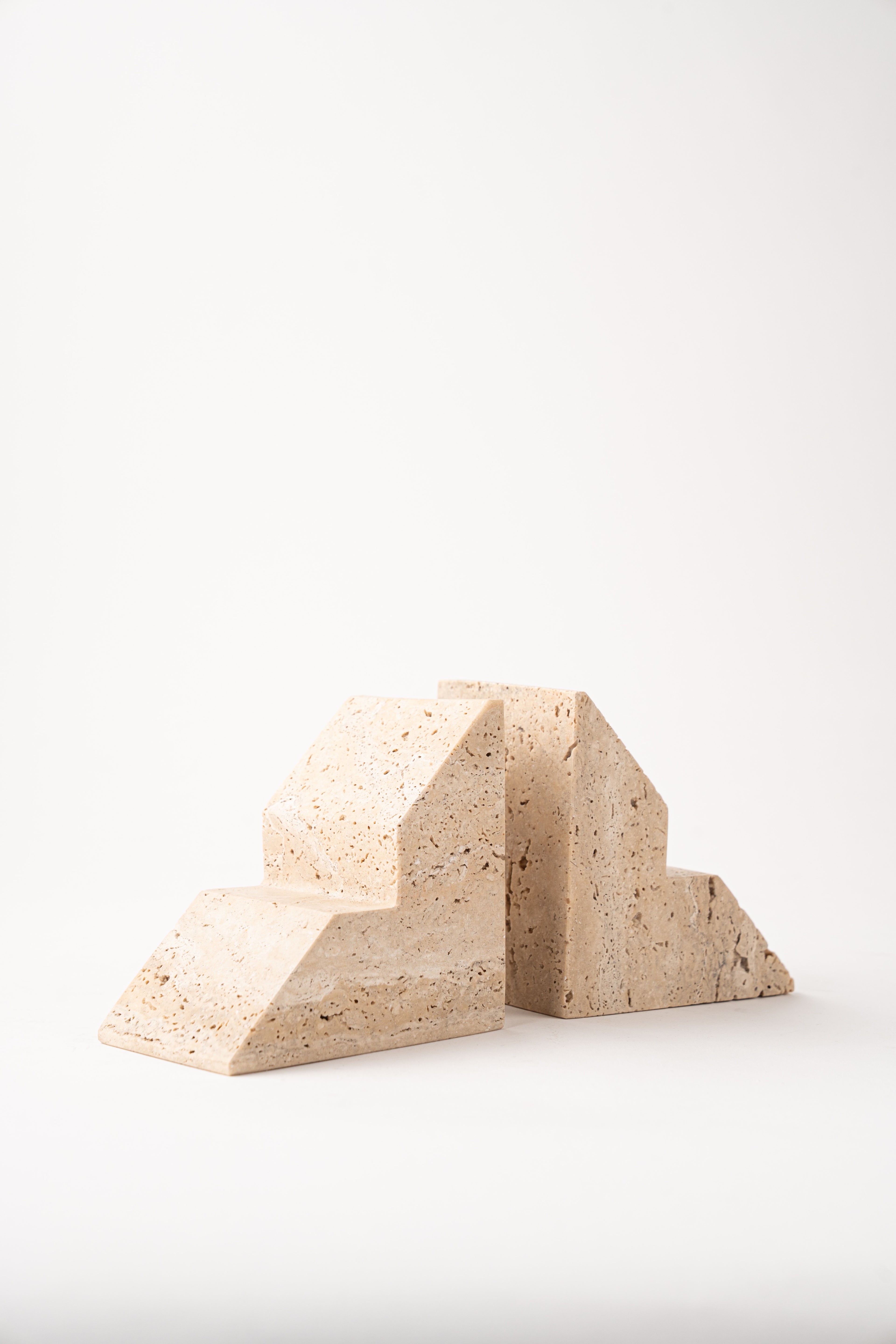 BOOKEND - TRIANGLE STONE SAND