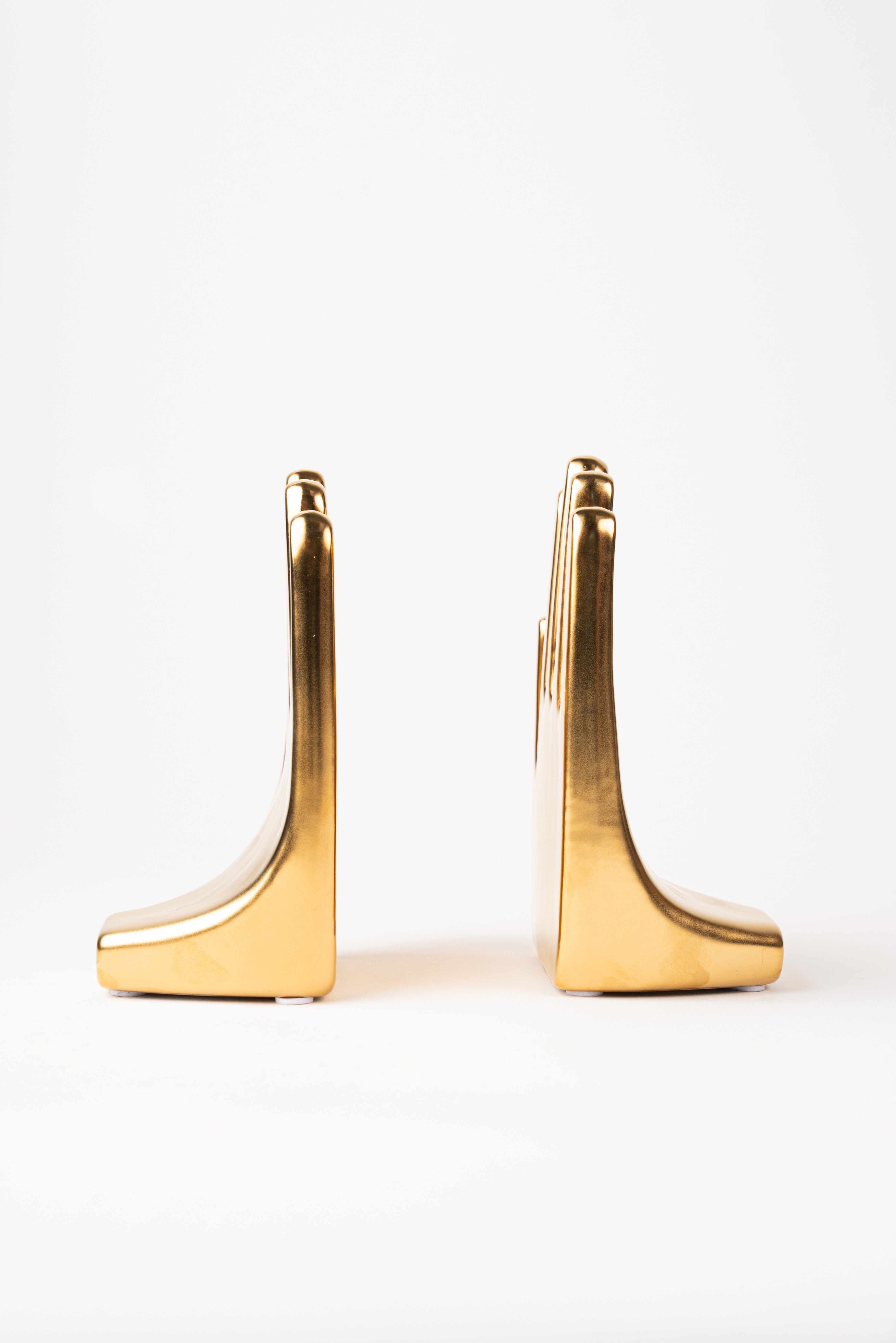 BOOKEND - HANDS TOGETHER