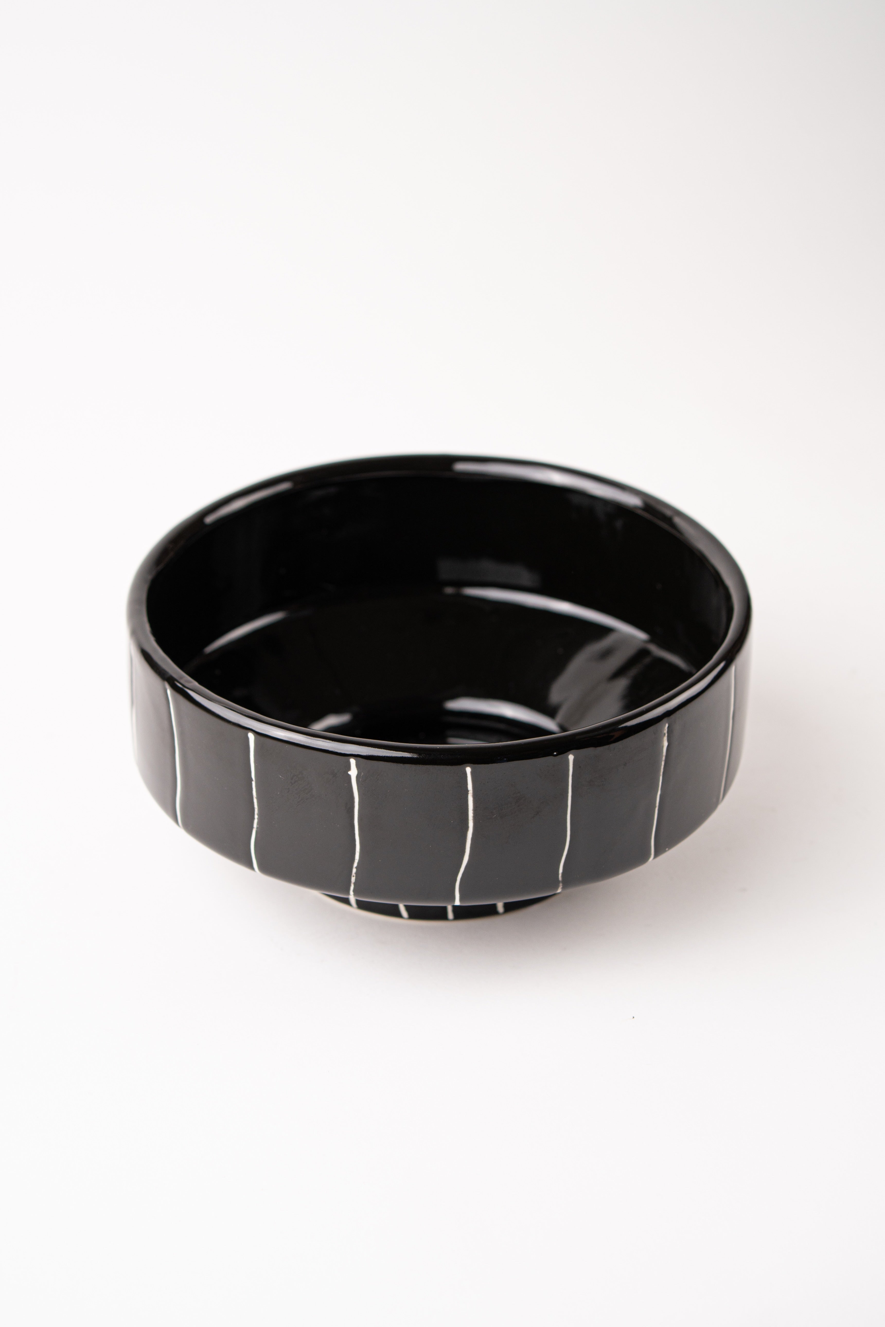 THIN LINE BLACK BOWL