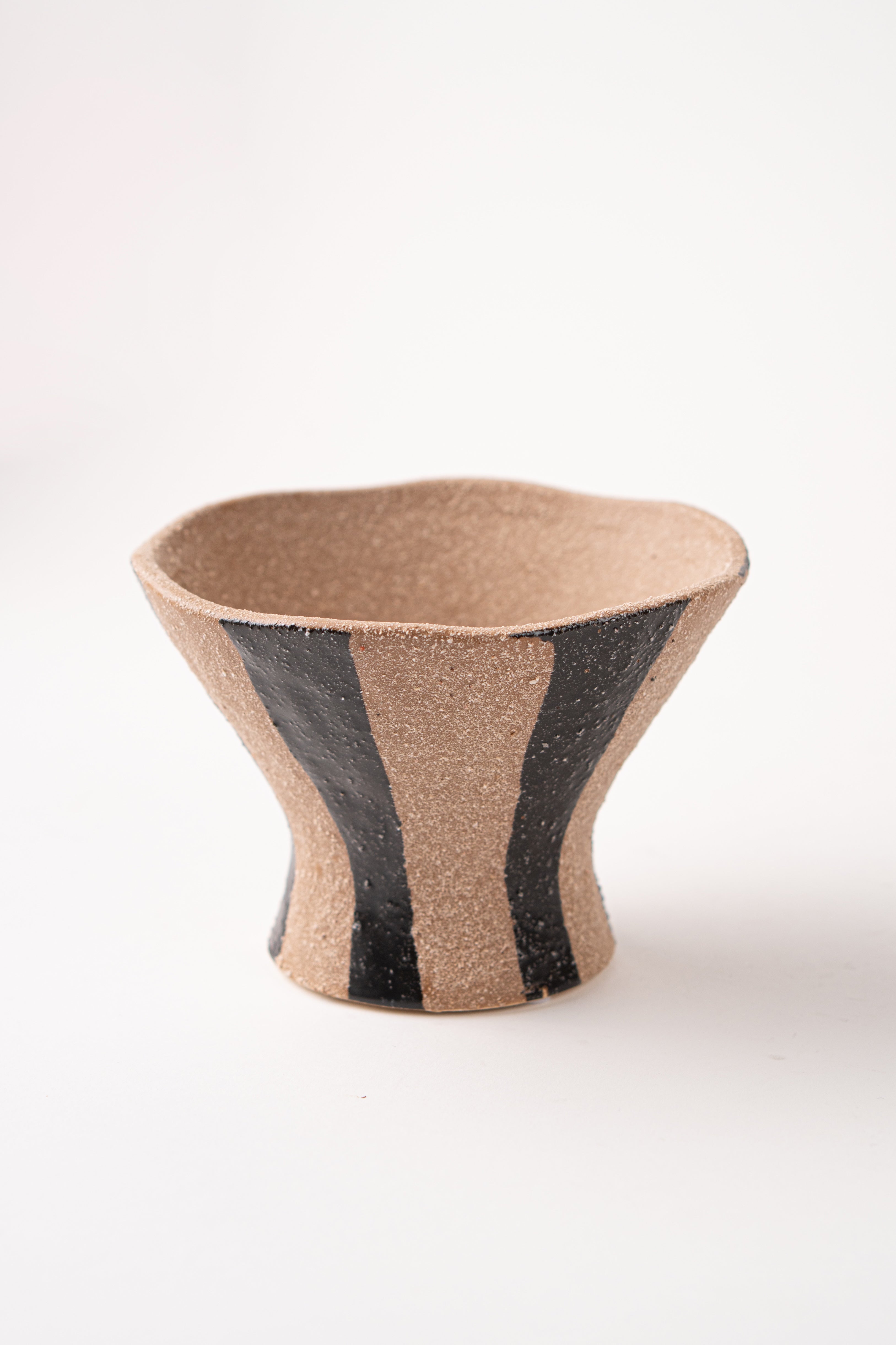 THE BLACK LINE VASE - SMALL