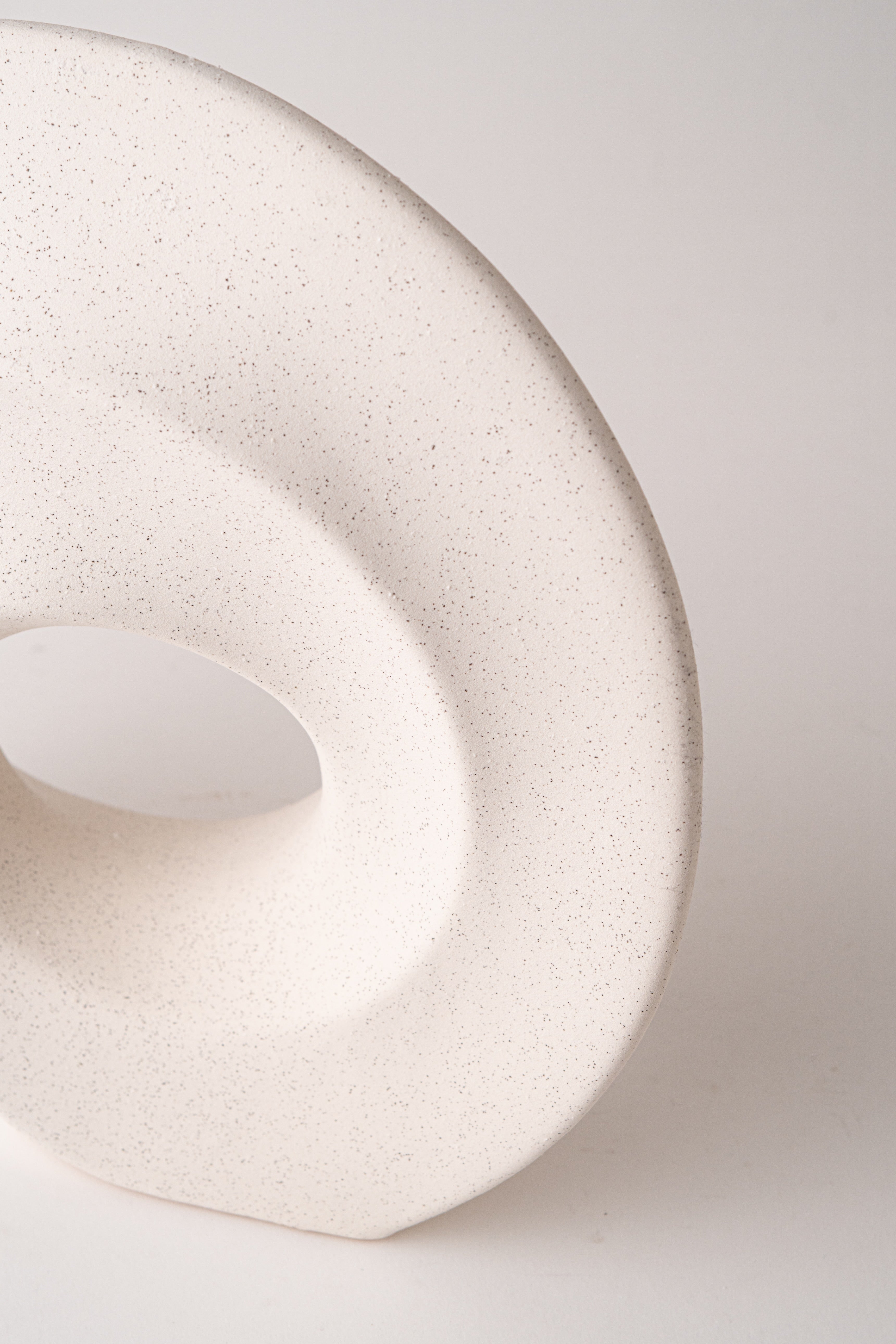 RING HOLE ORNAMENT
