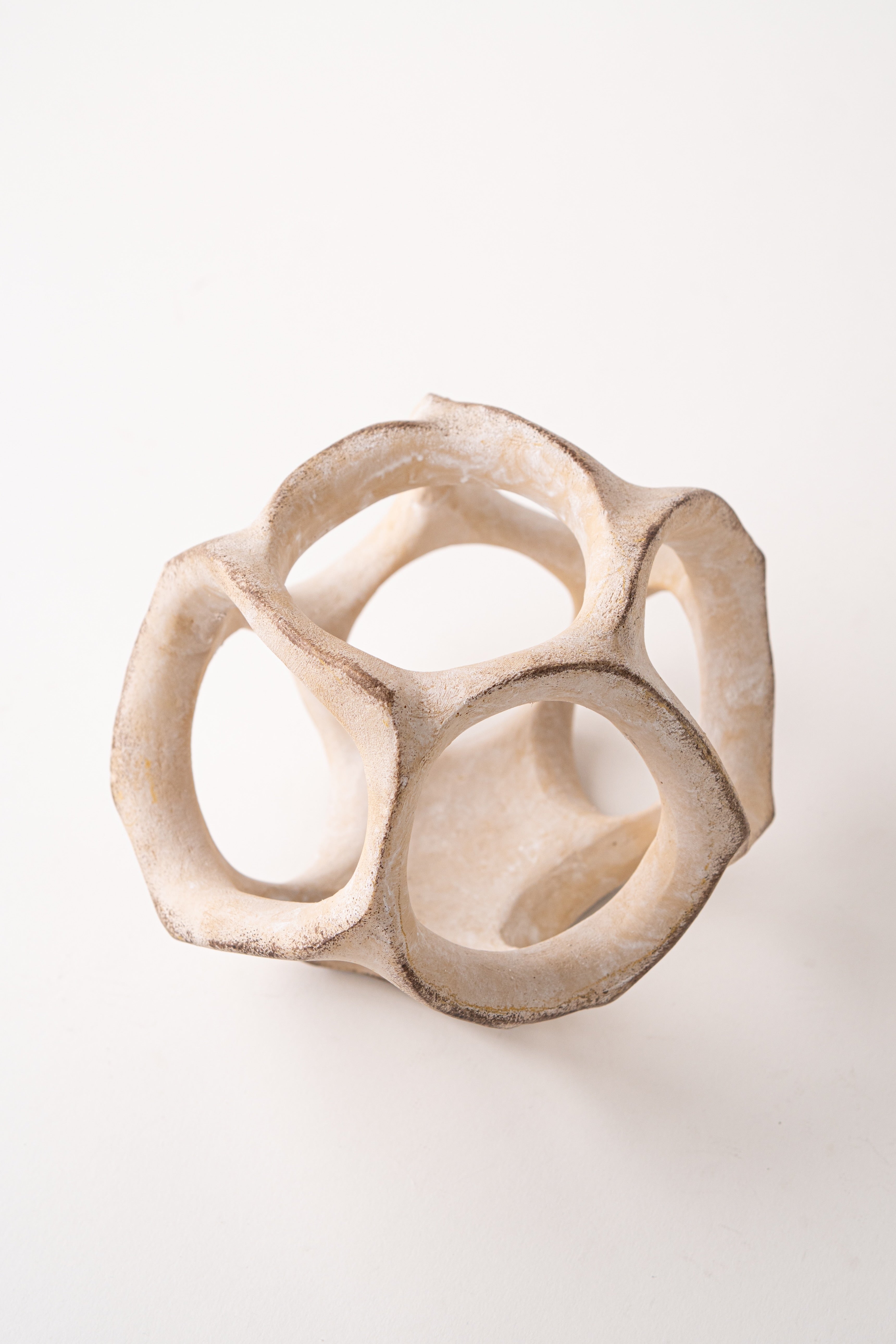 HOLLOW BALL DECORATIVE PIECE