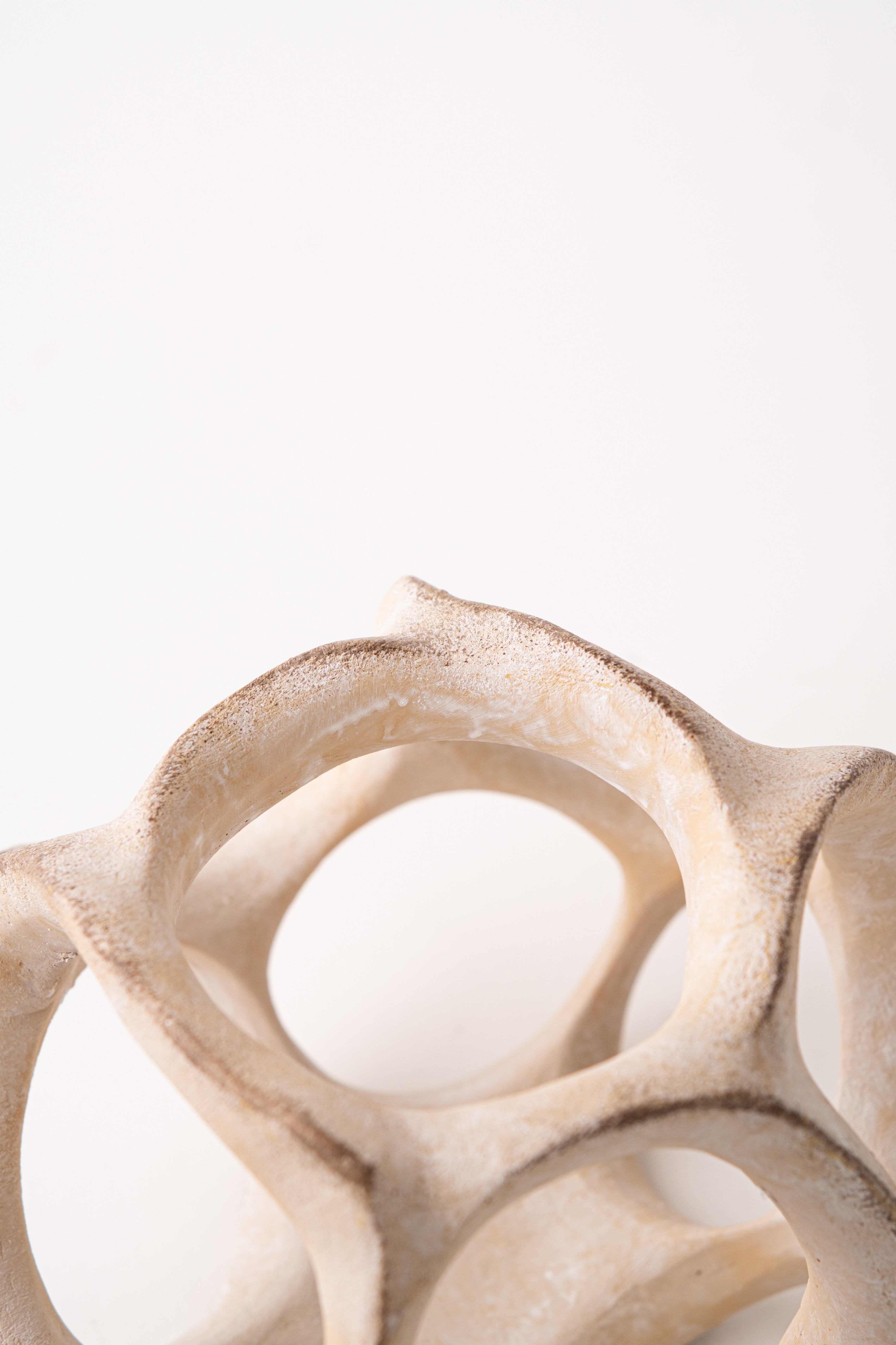HOLLOW BALL DECORATIVE PIECE