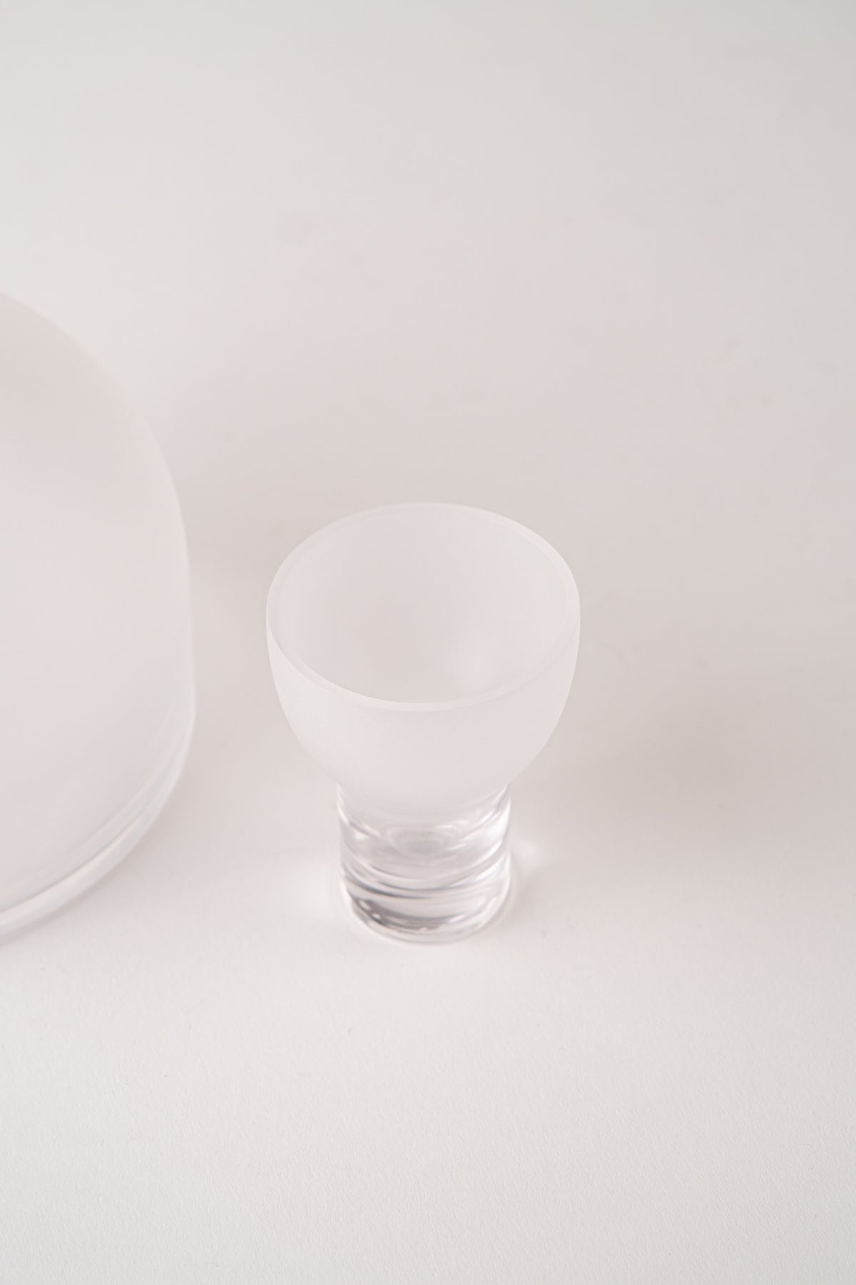WINE CONTAINER - TRANSPARENT