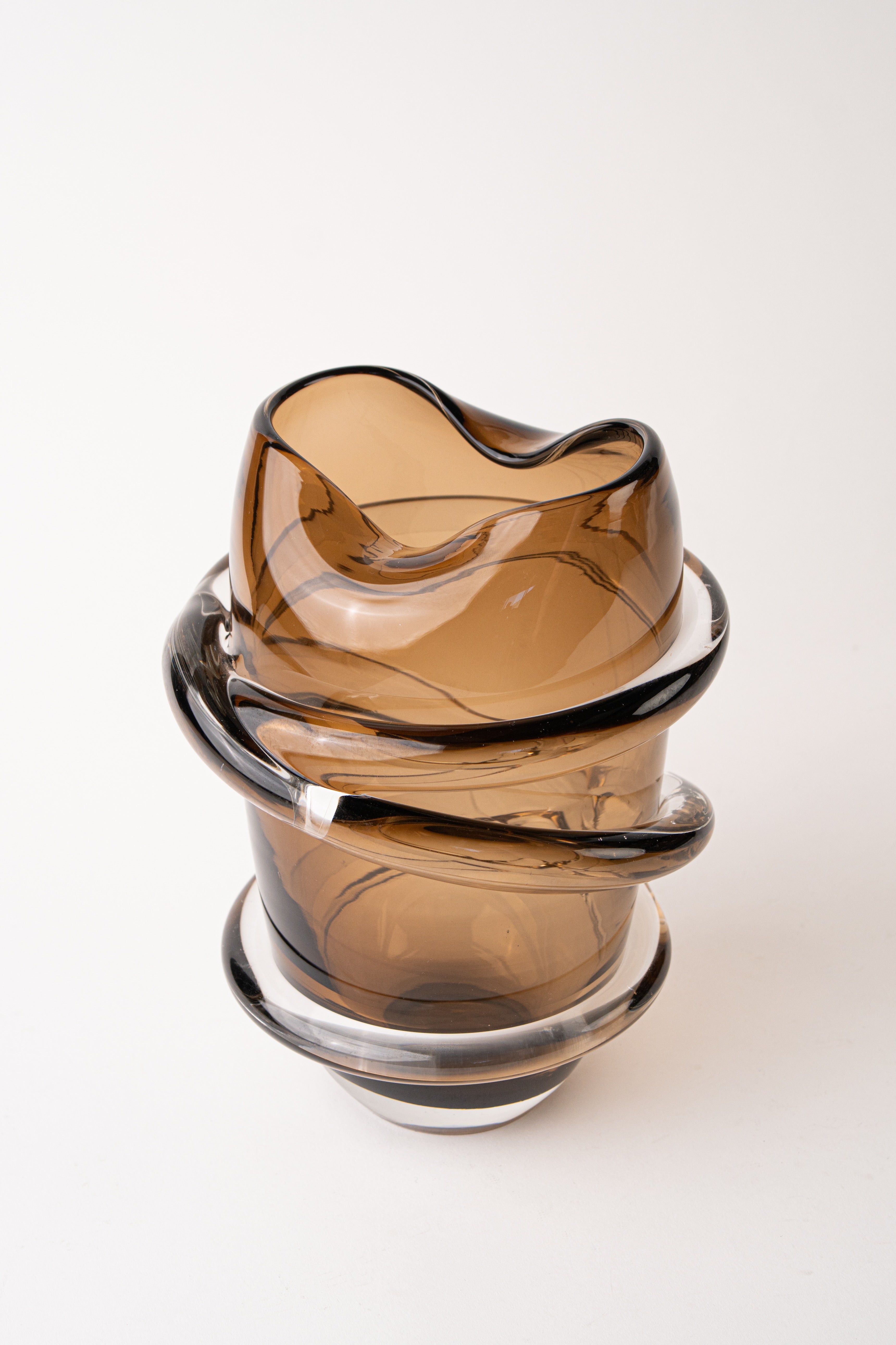 CROSS LINE BROWN VASE - SHORT