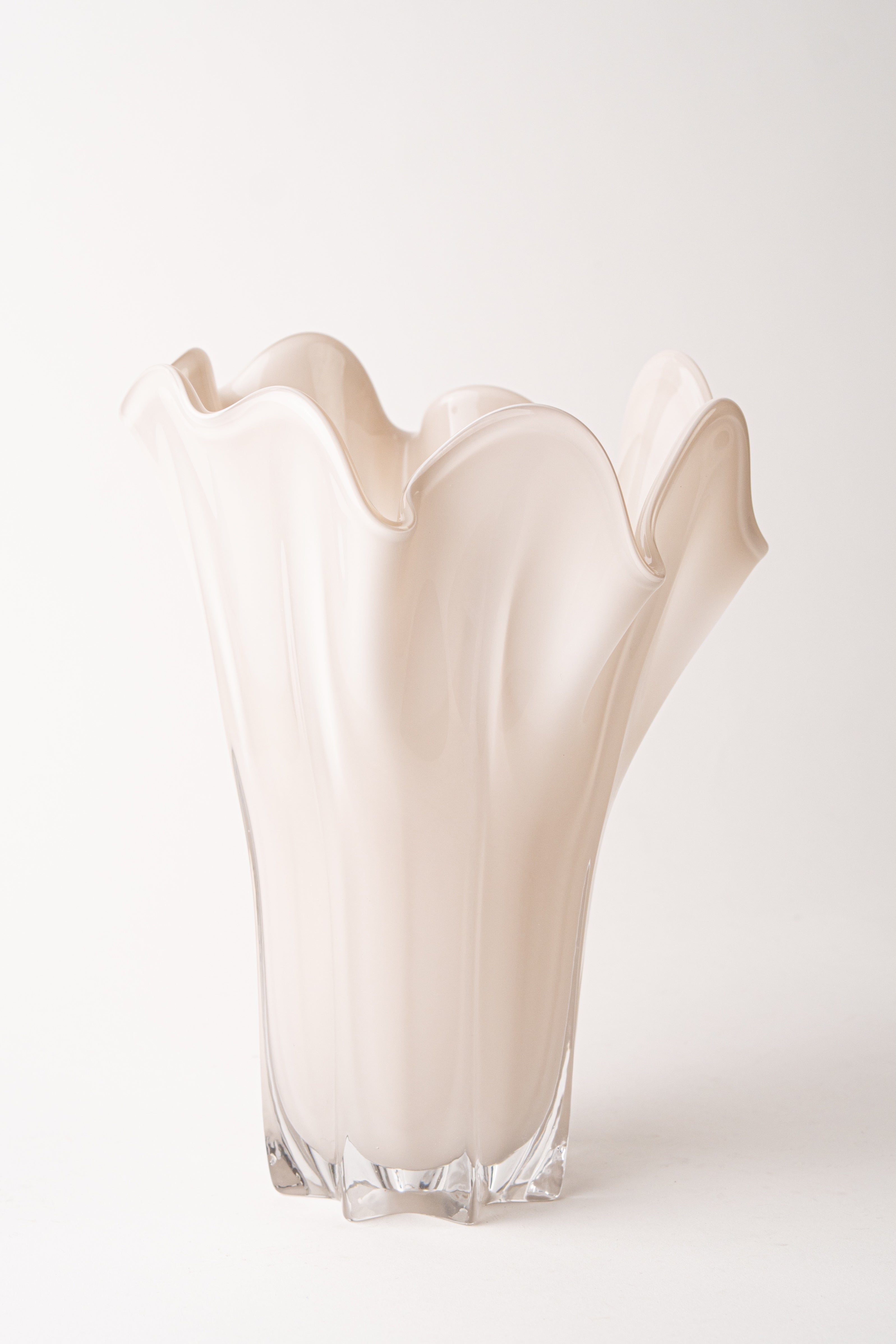THE LOTUS LEAF VASE