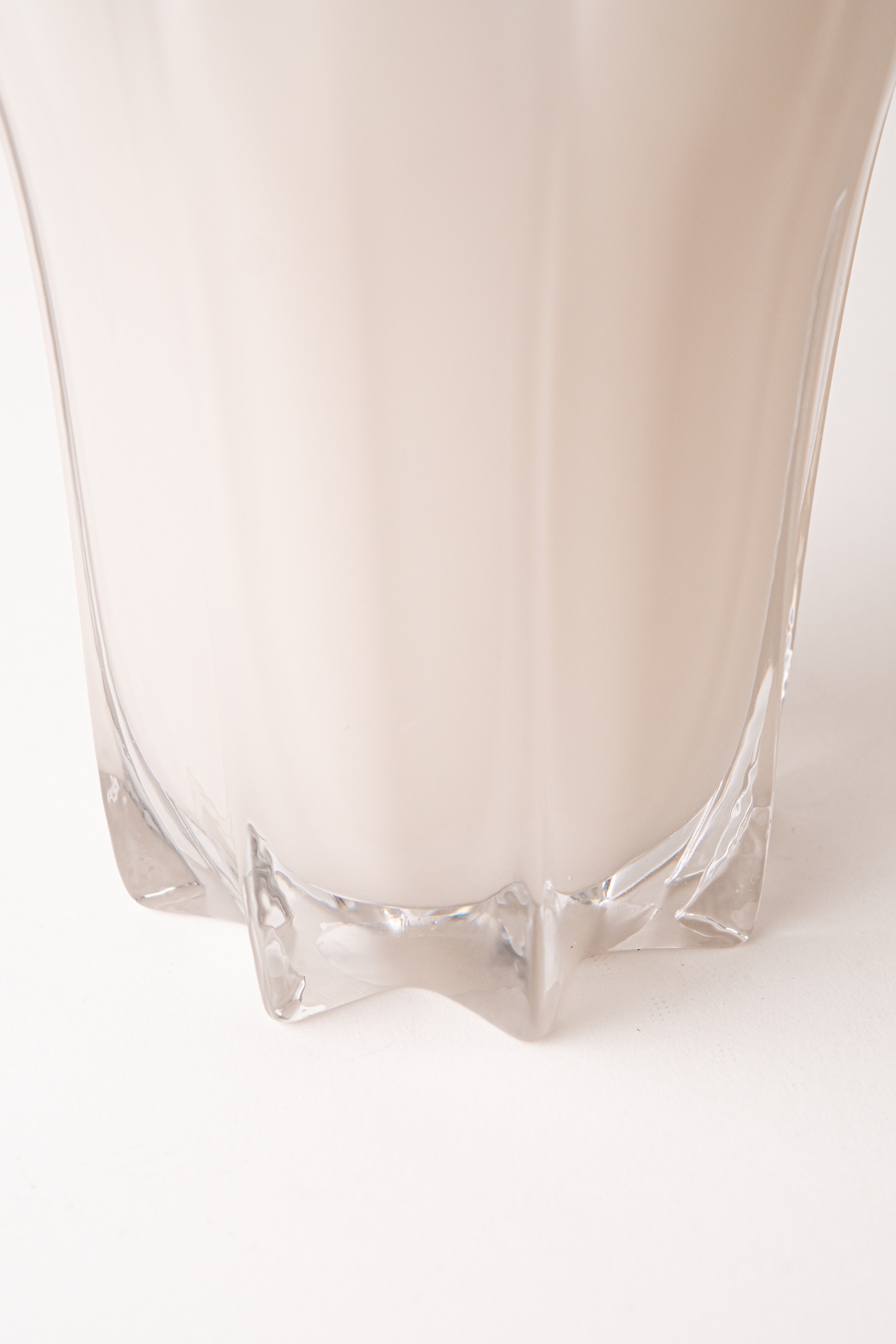 THE LOTUS LEAF VASE