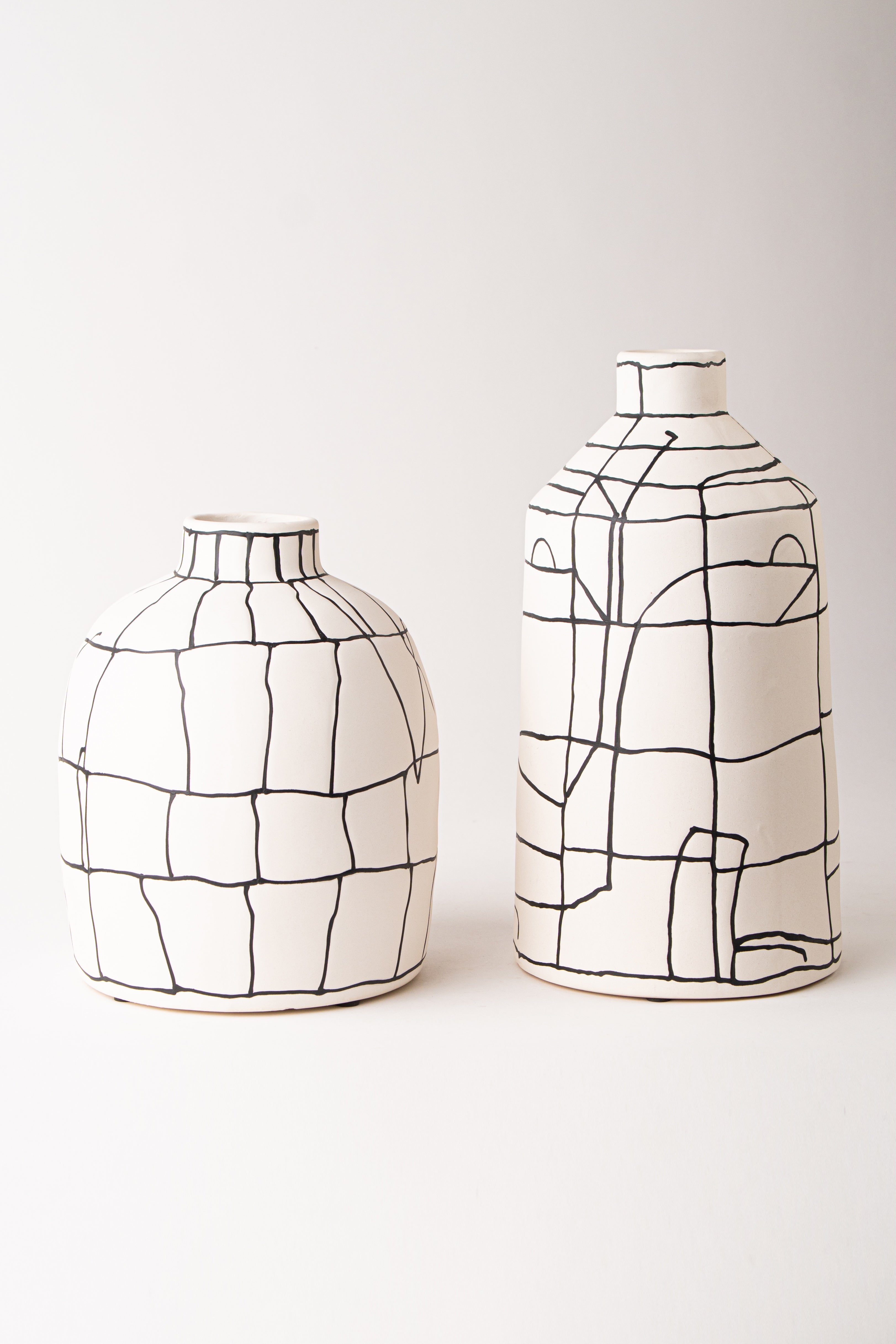 NARROW MOUTH VASE