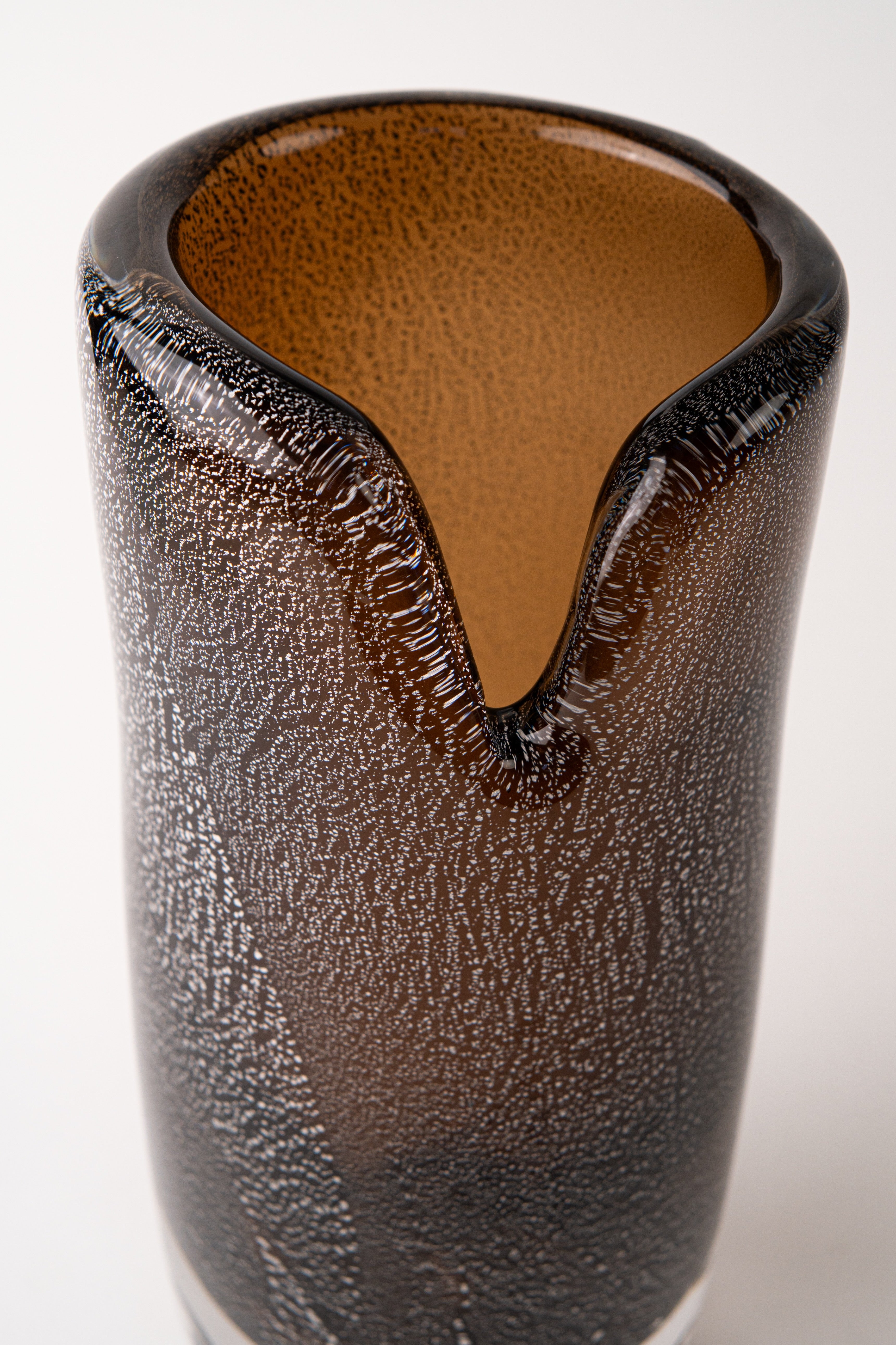 V NOTCH VASE - TALL