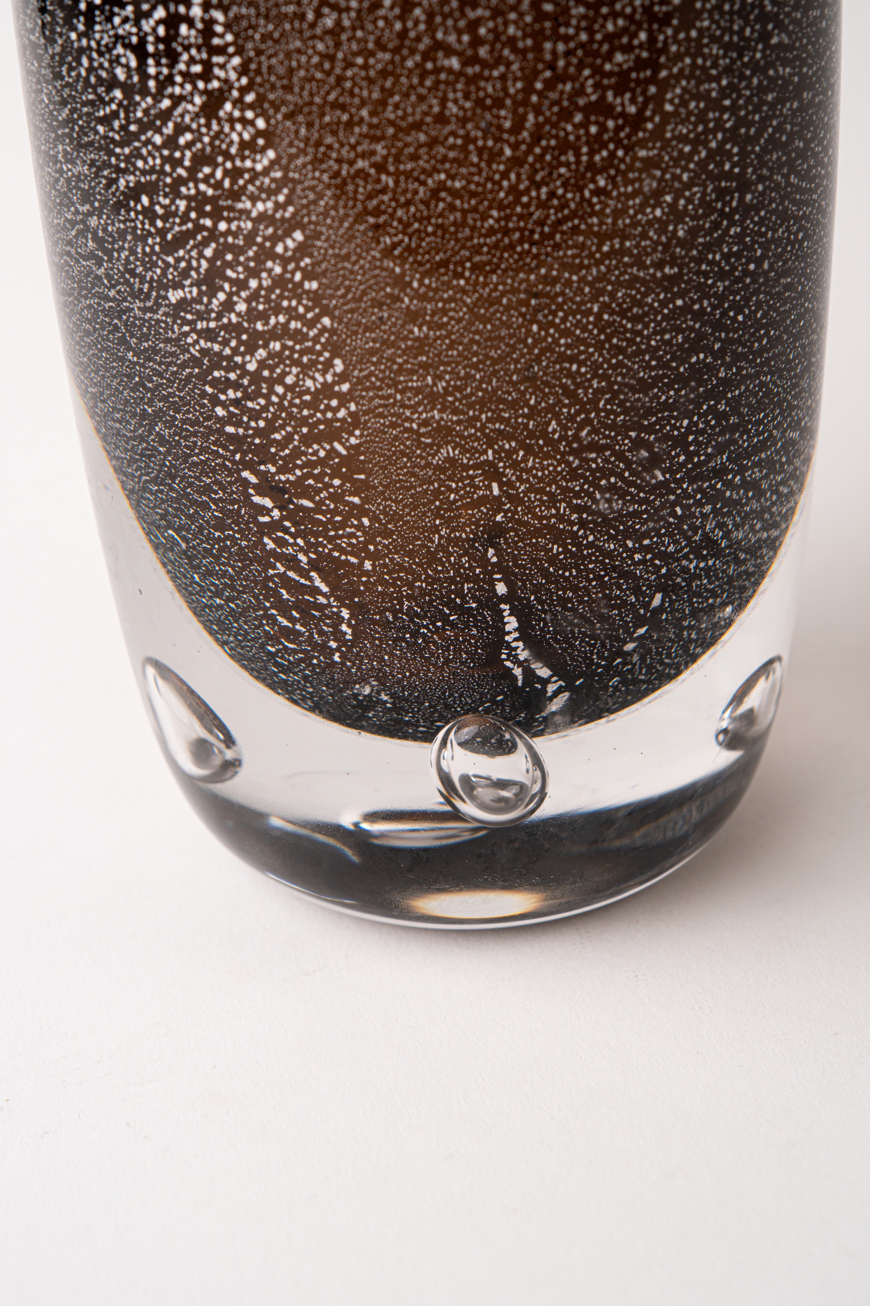 V NOTCH VASE - SHORT