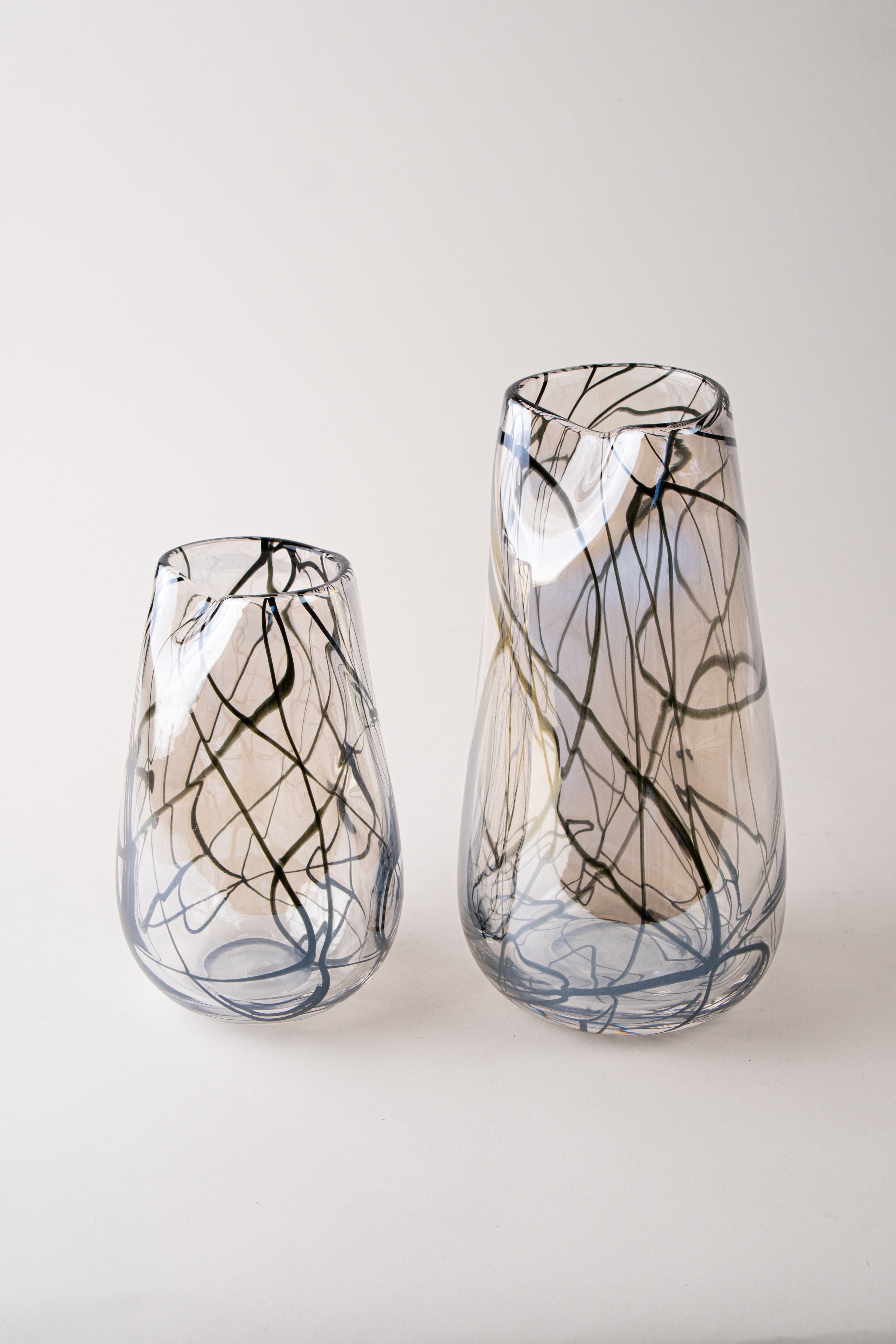 ABSTRACT LINE VASE