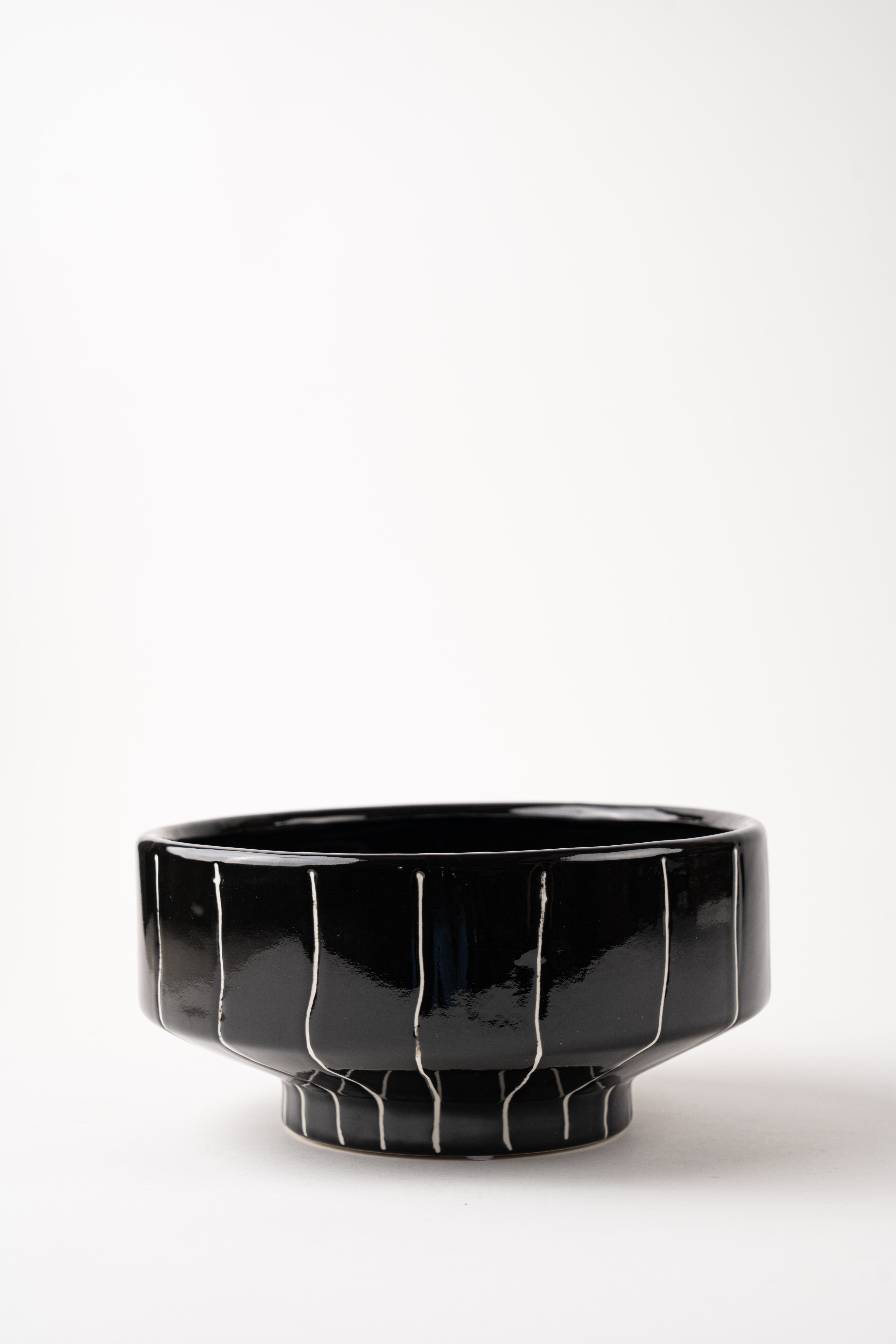 THIN LINE BLACK BOWL