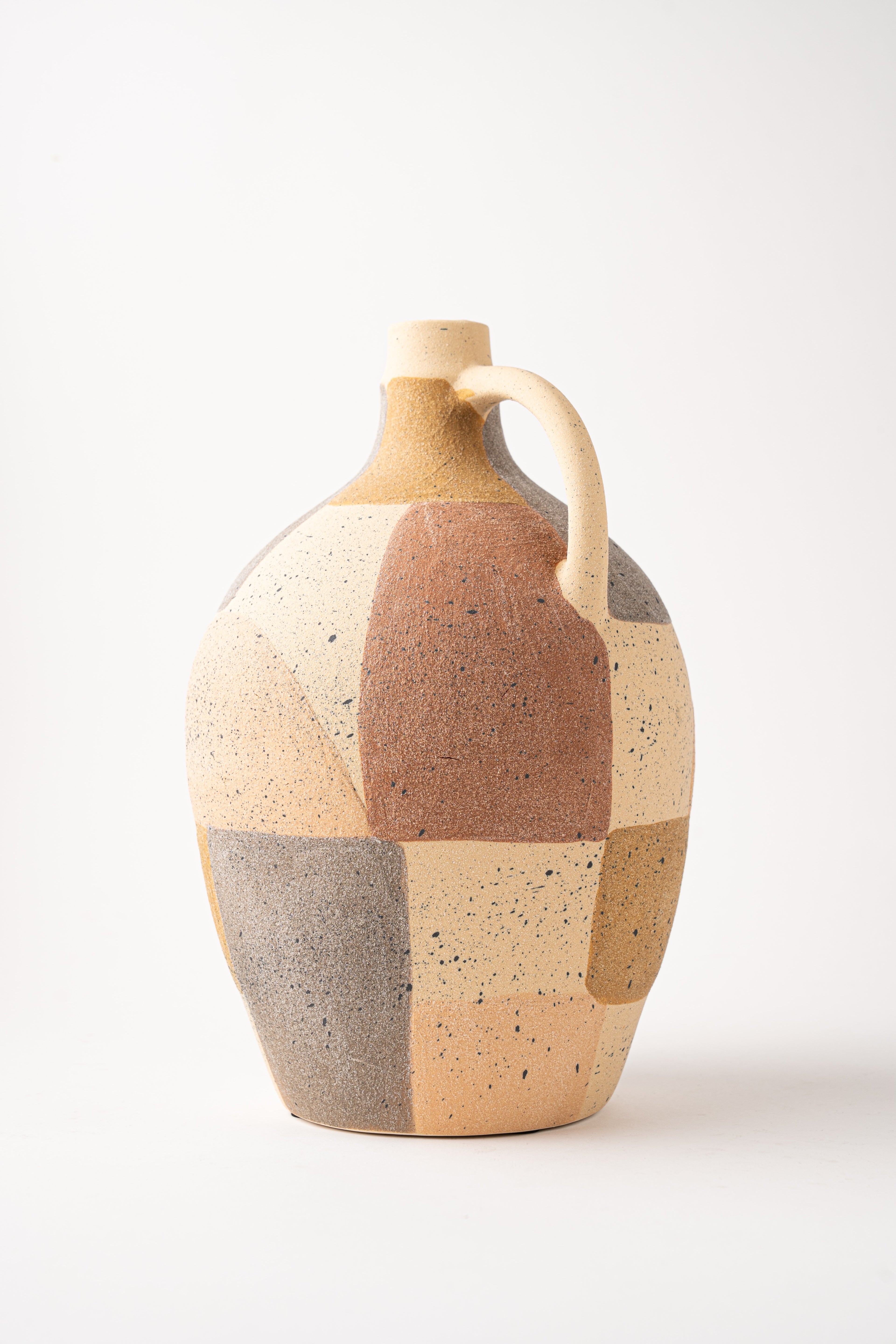 ASSORTED COLOR VASE - SMALL
