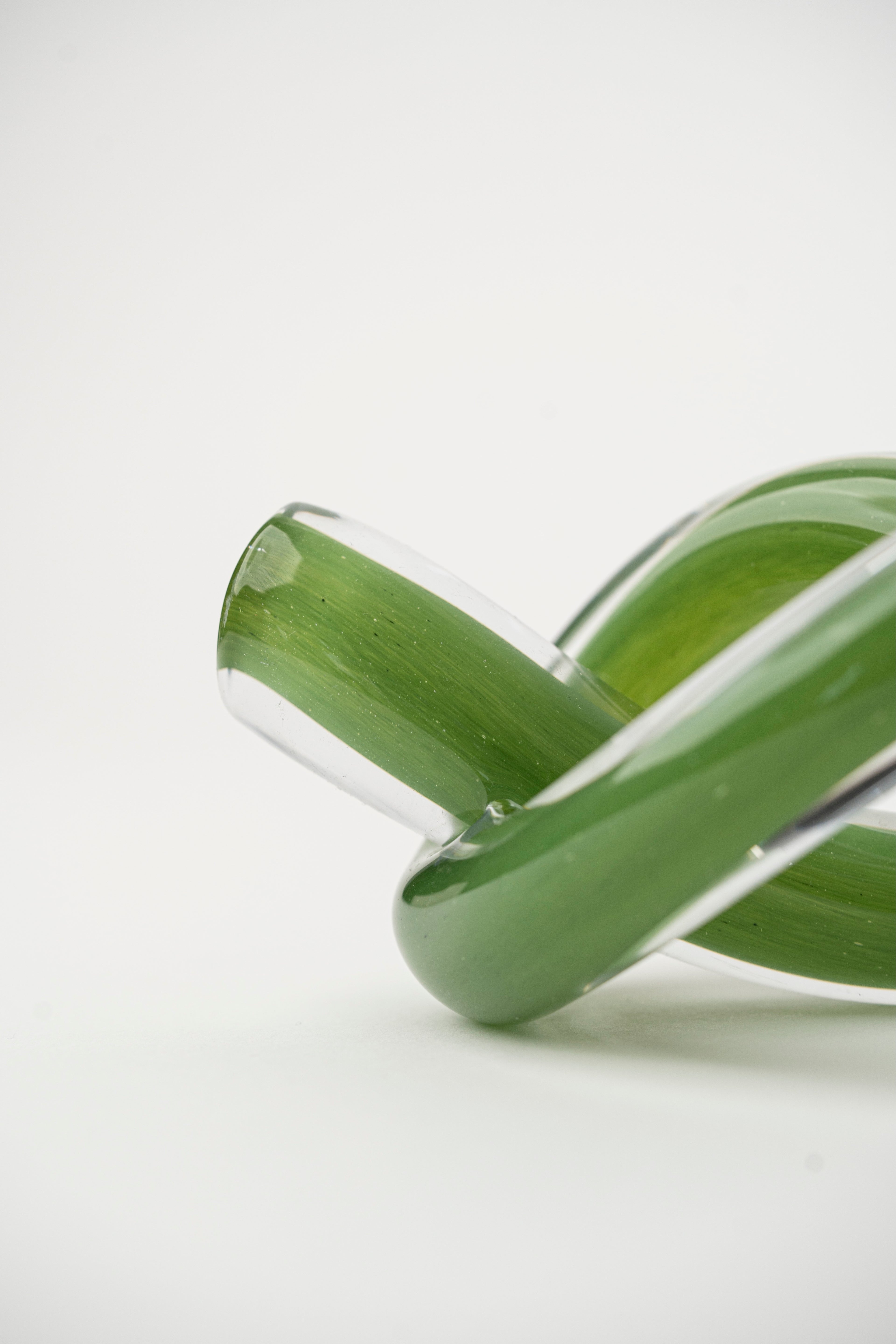 GLASS KNOT - Light Green