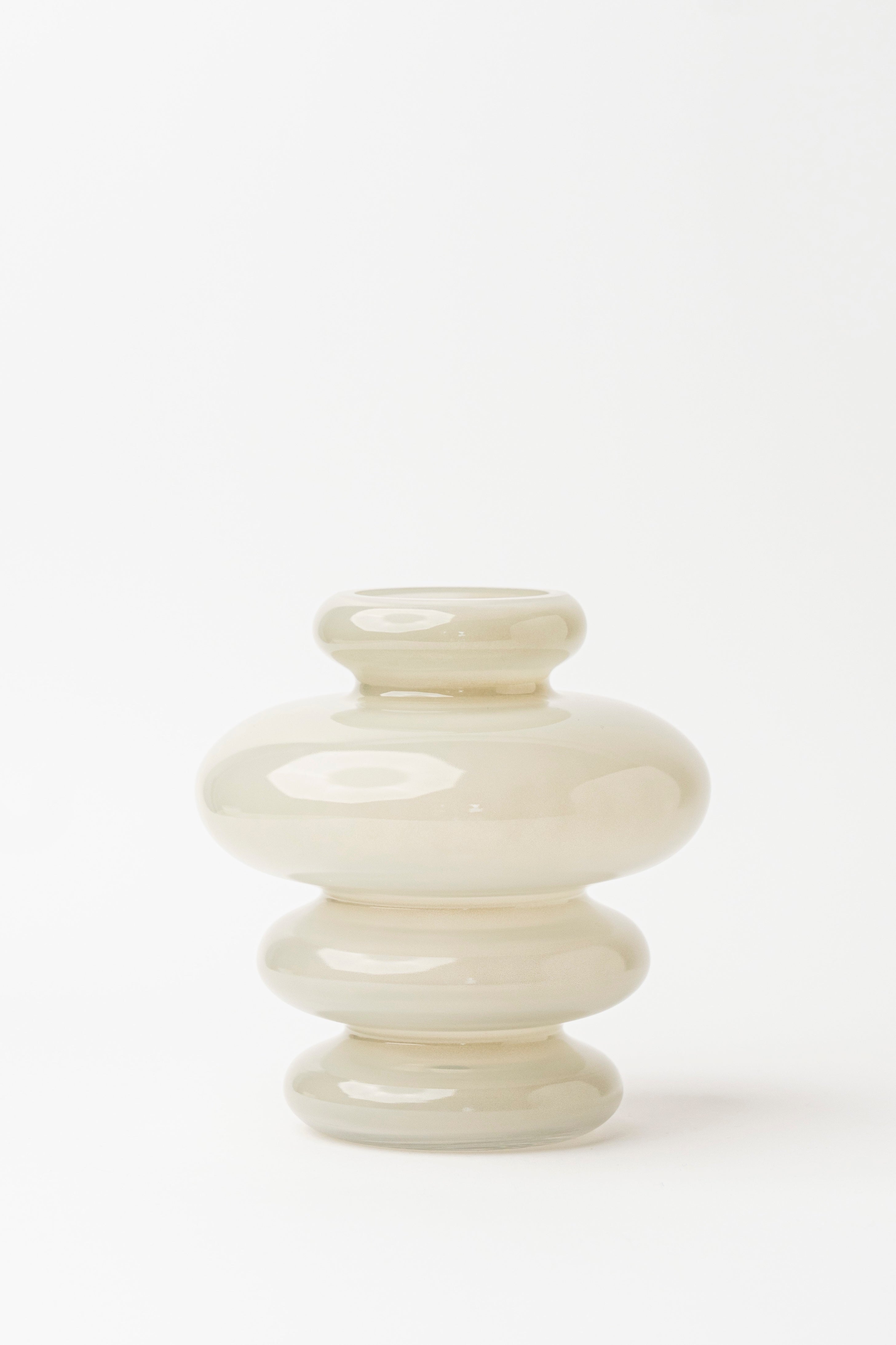 MULTI-CIRCLE VASE - LIGHT GRAY SMALL