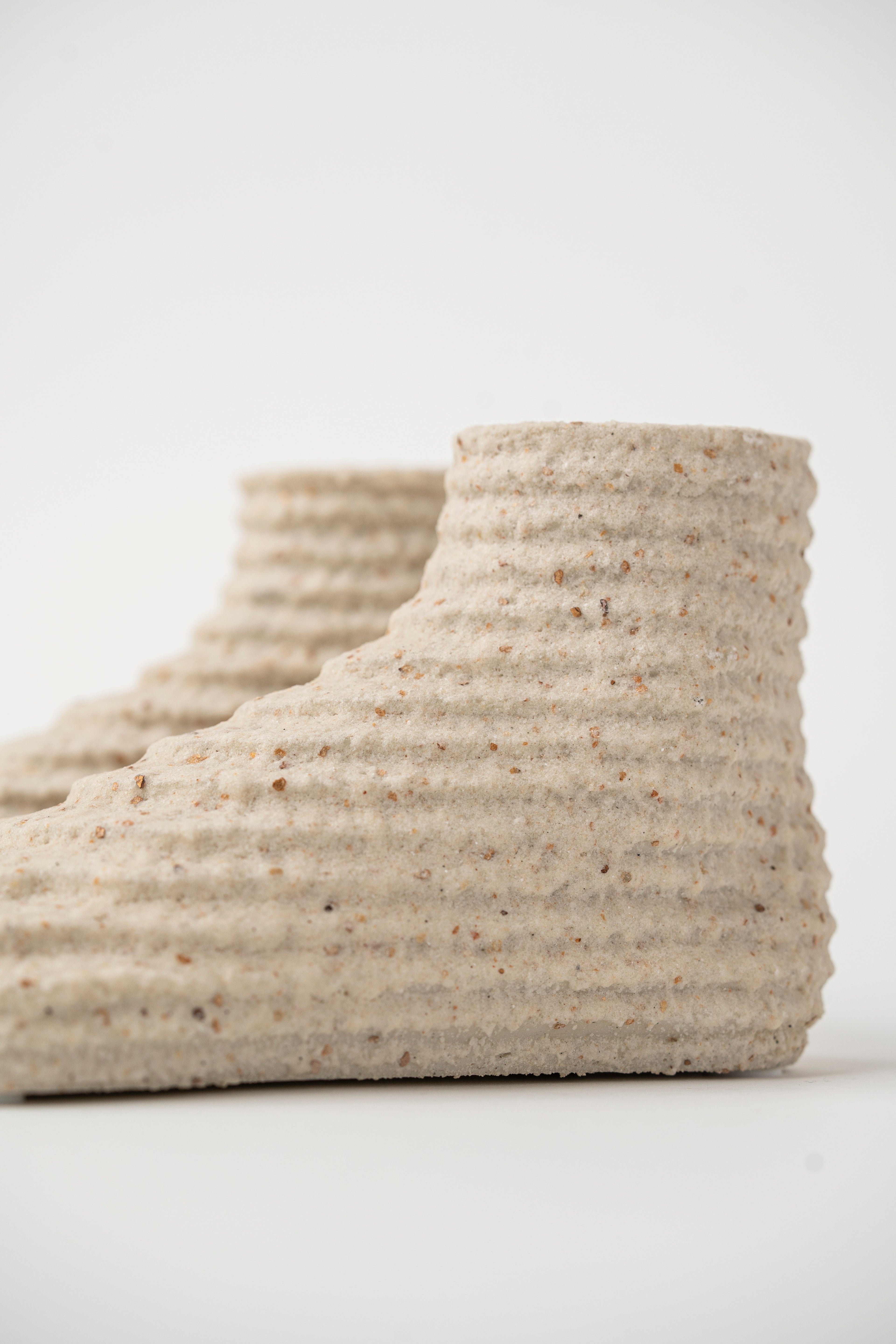 BOOKEND - THE SANDY FEET