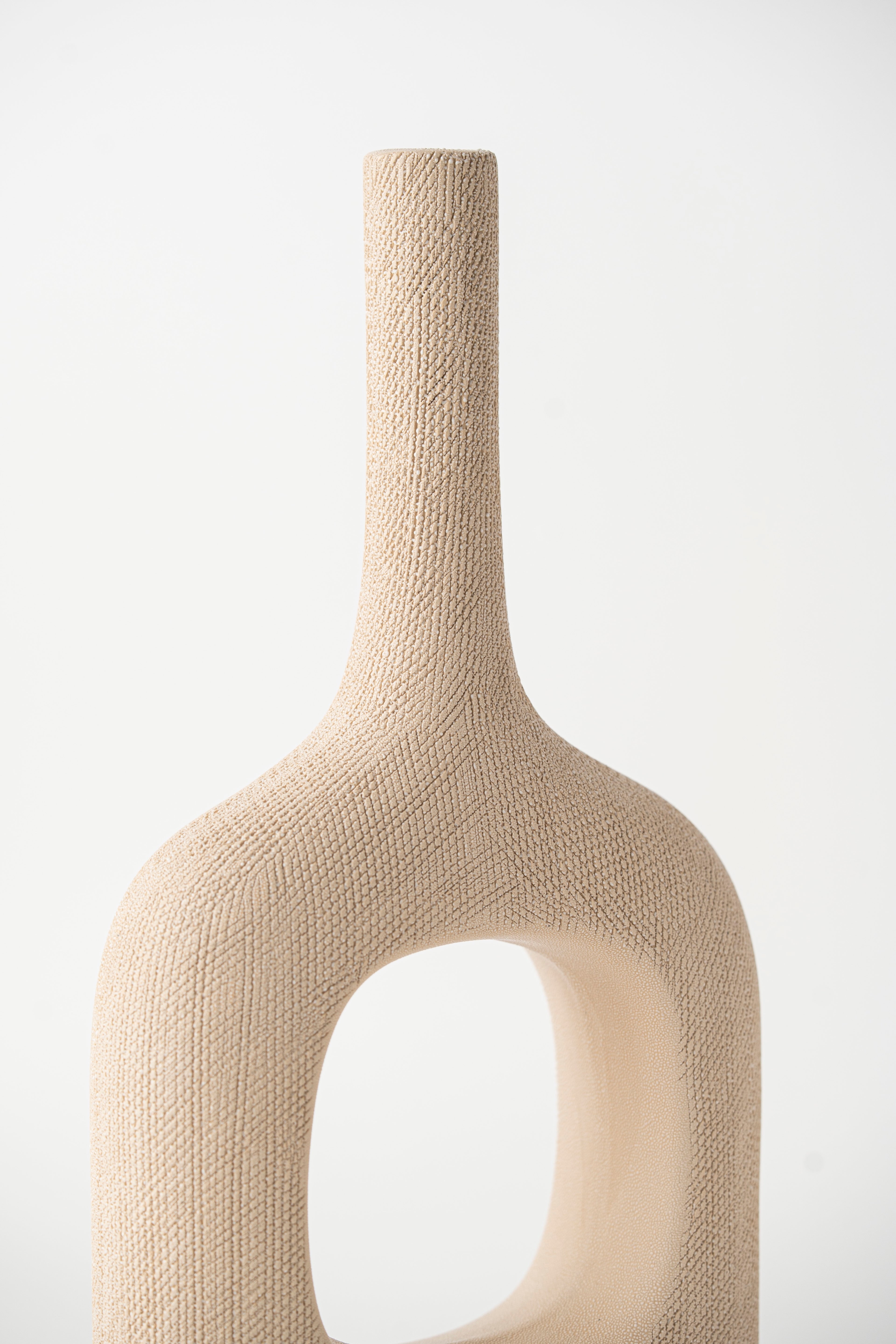 EYE AND LONG NECK CERAMIC VASE - TALL
