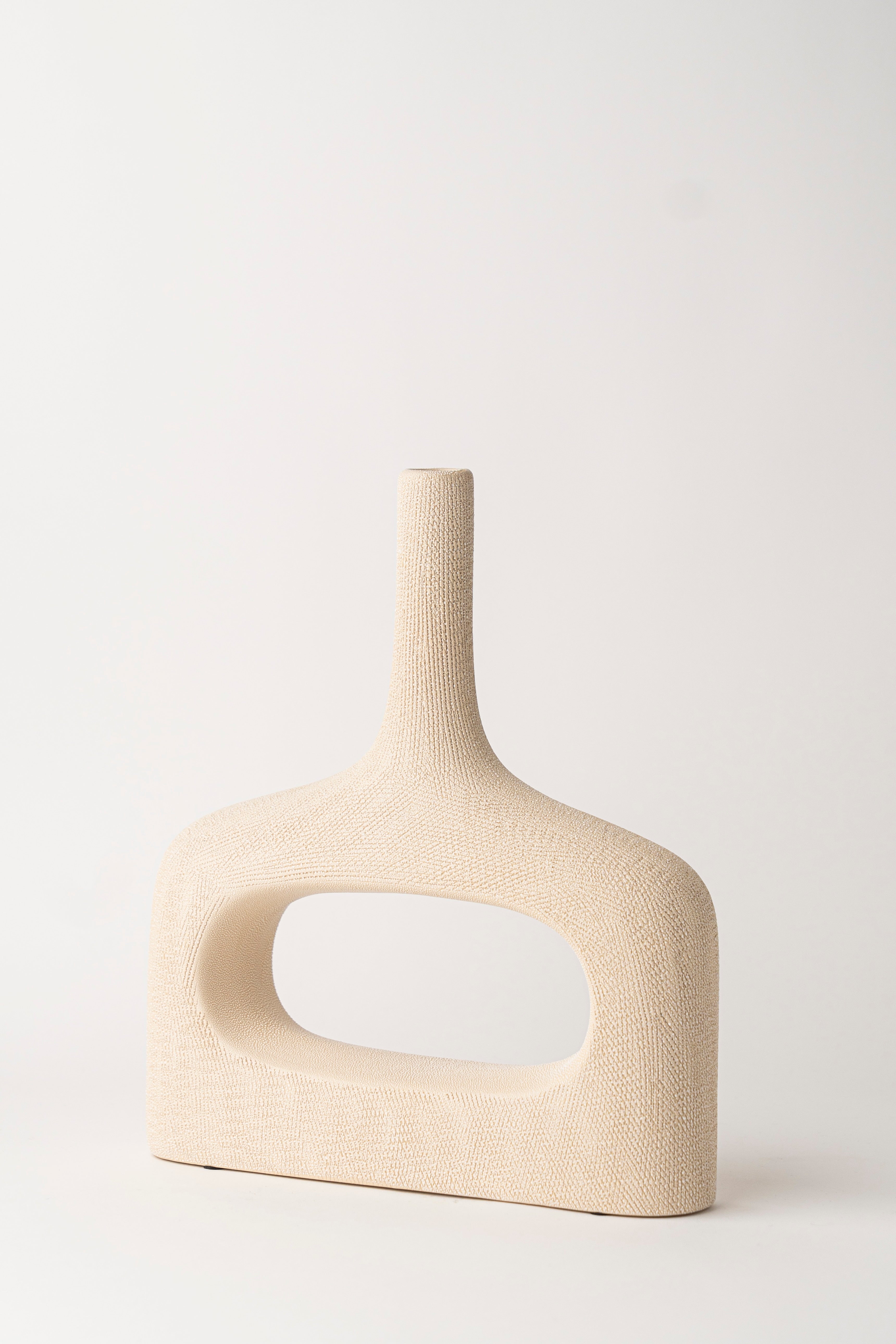 EYE AND LONG NECK CERAMIC VASE - SHORT