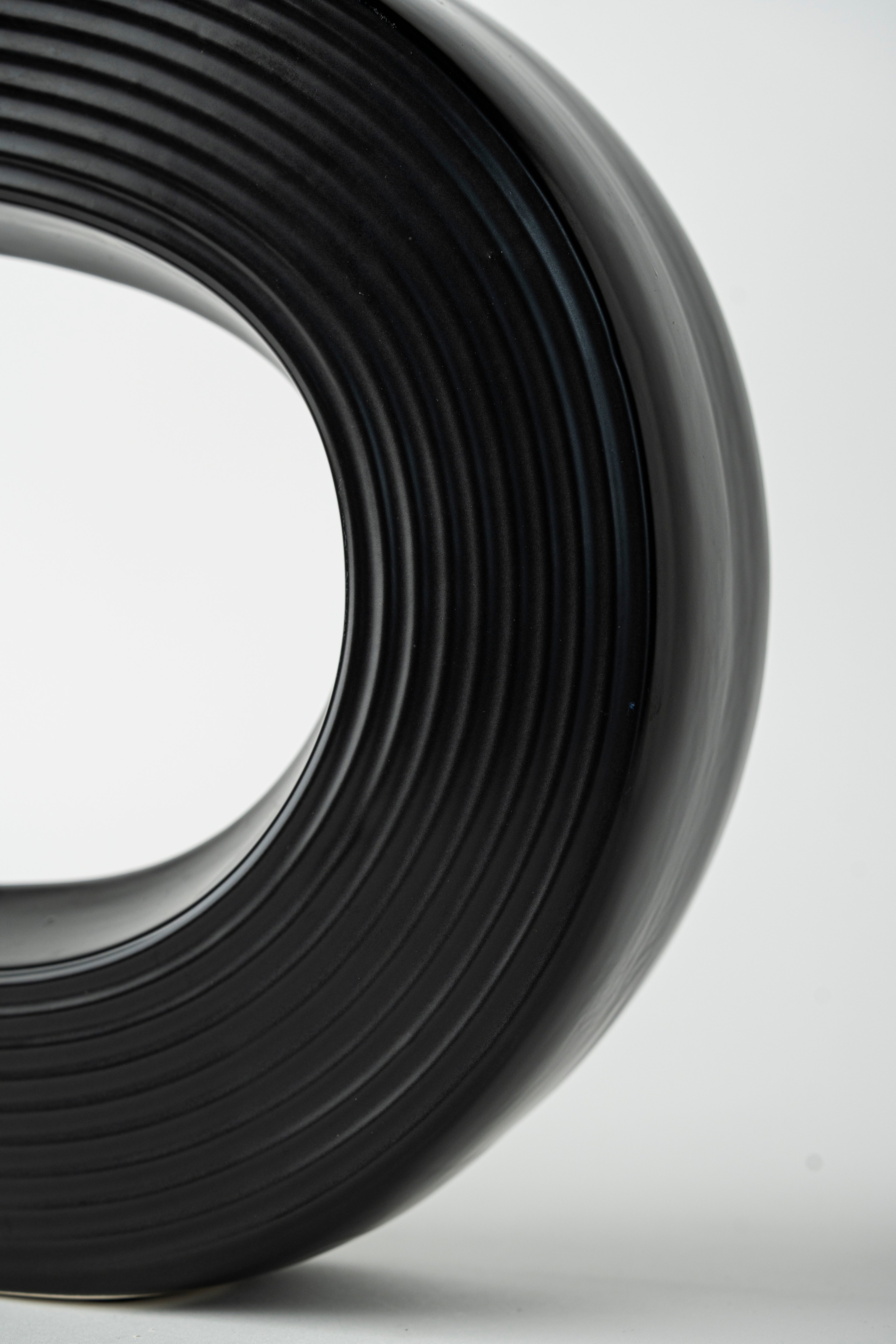 BLACK SEMICIRCLE DECORATION