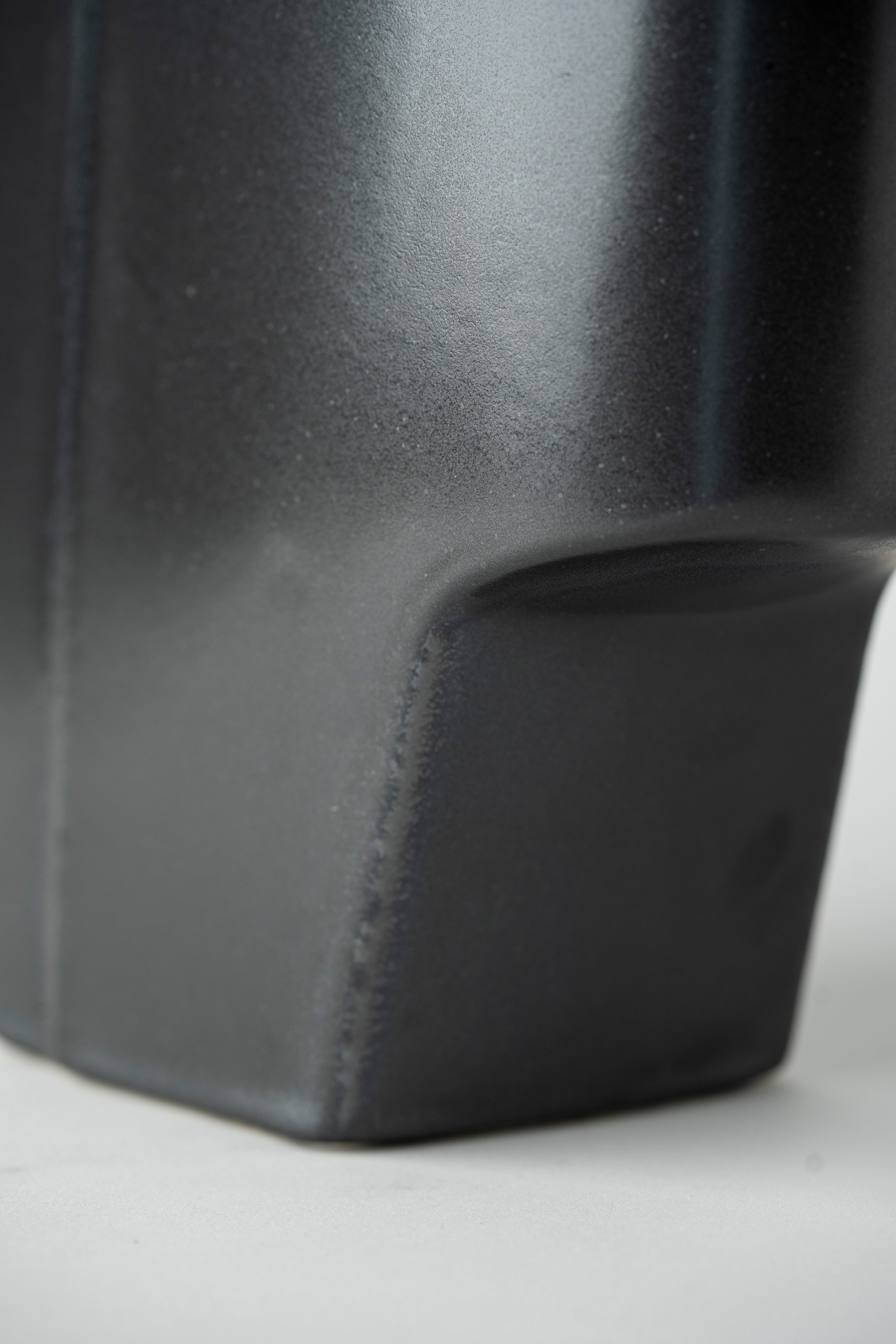 DOUBLE FLAP VASE LARGE