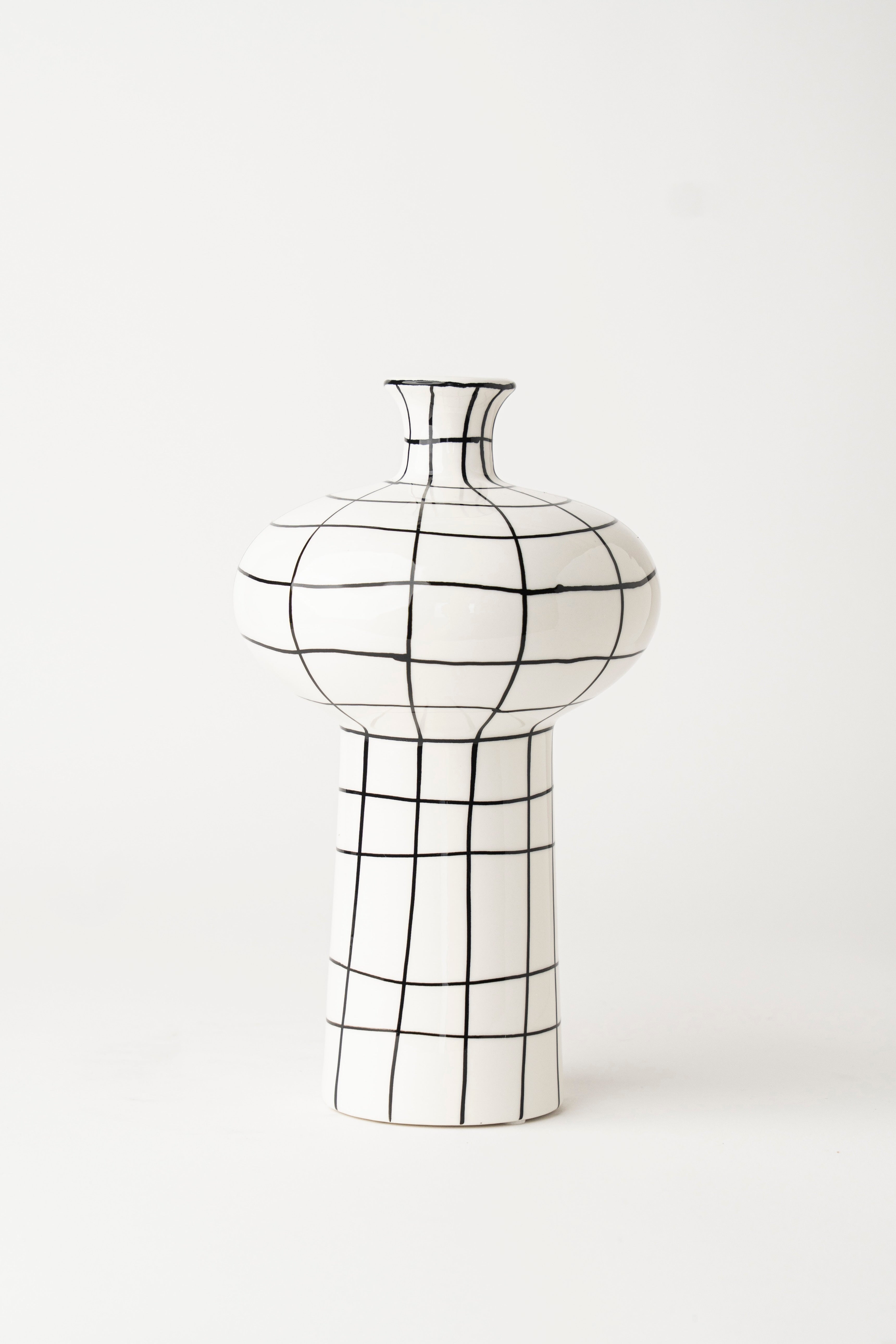 HAND-PAINTED GRID VASE TALL