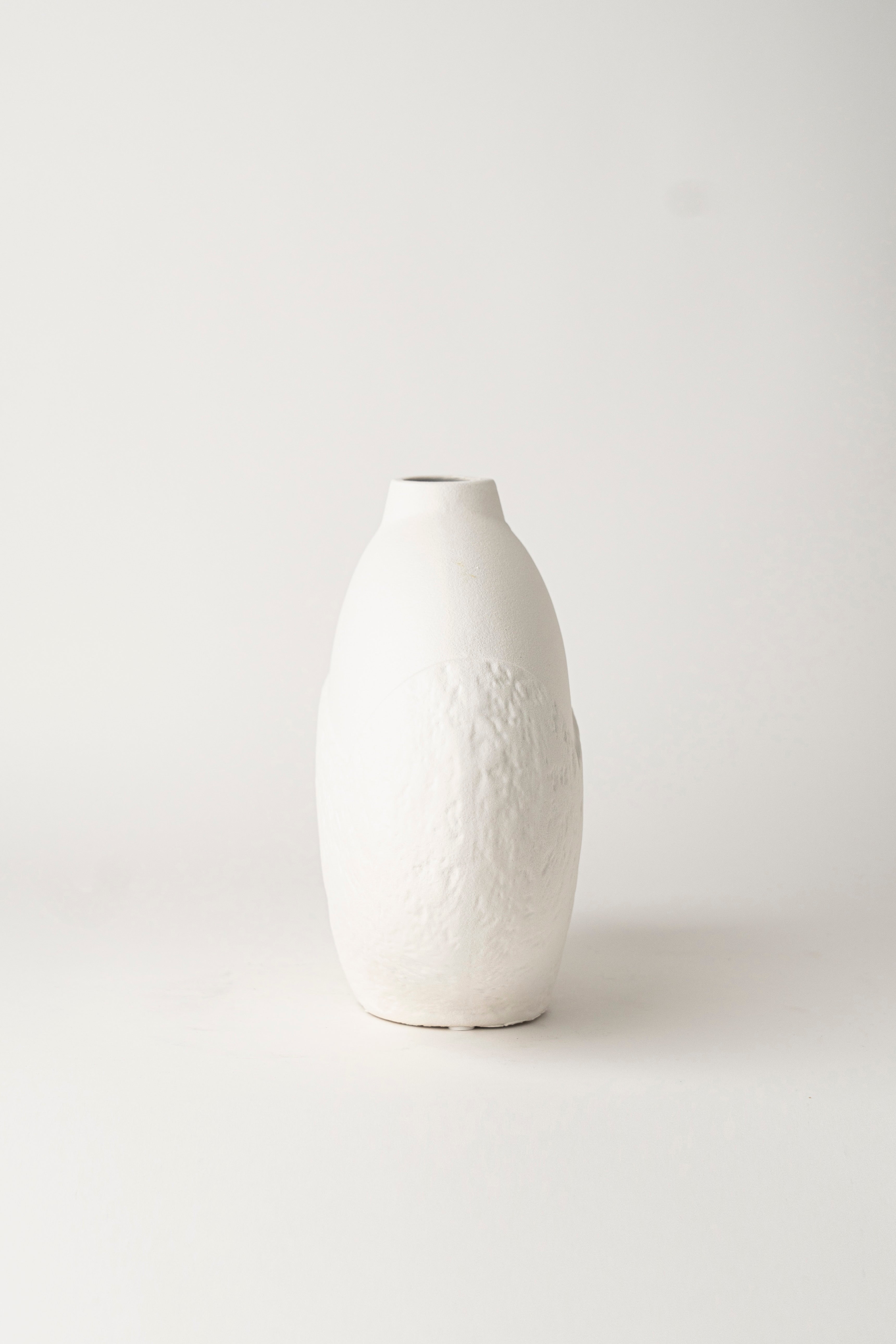 THE ROCK PATTERN AND NARROW MOUTH VASE SMALL