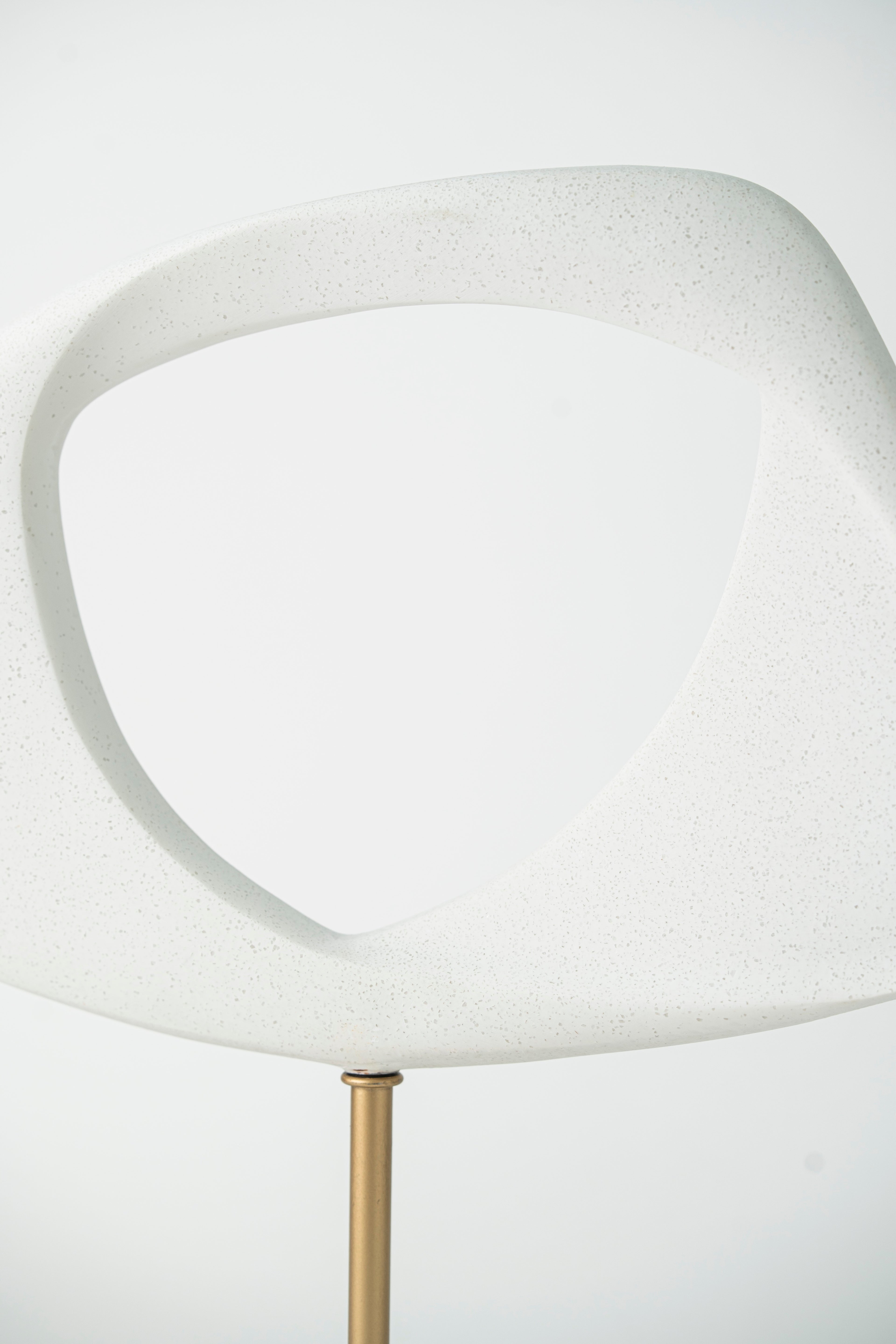 WHITE LEAF ORNAMENT - SHORT