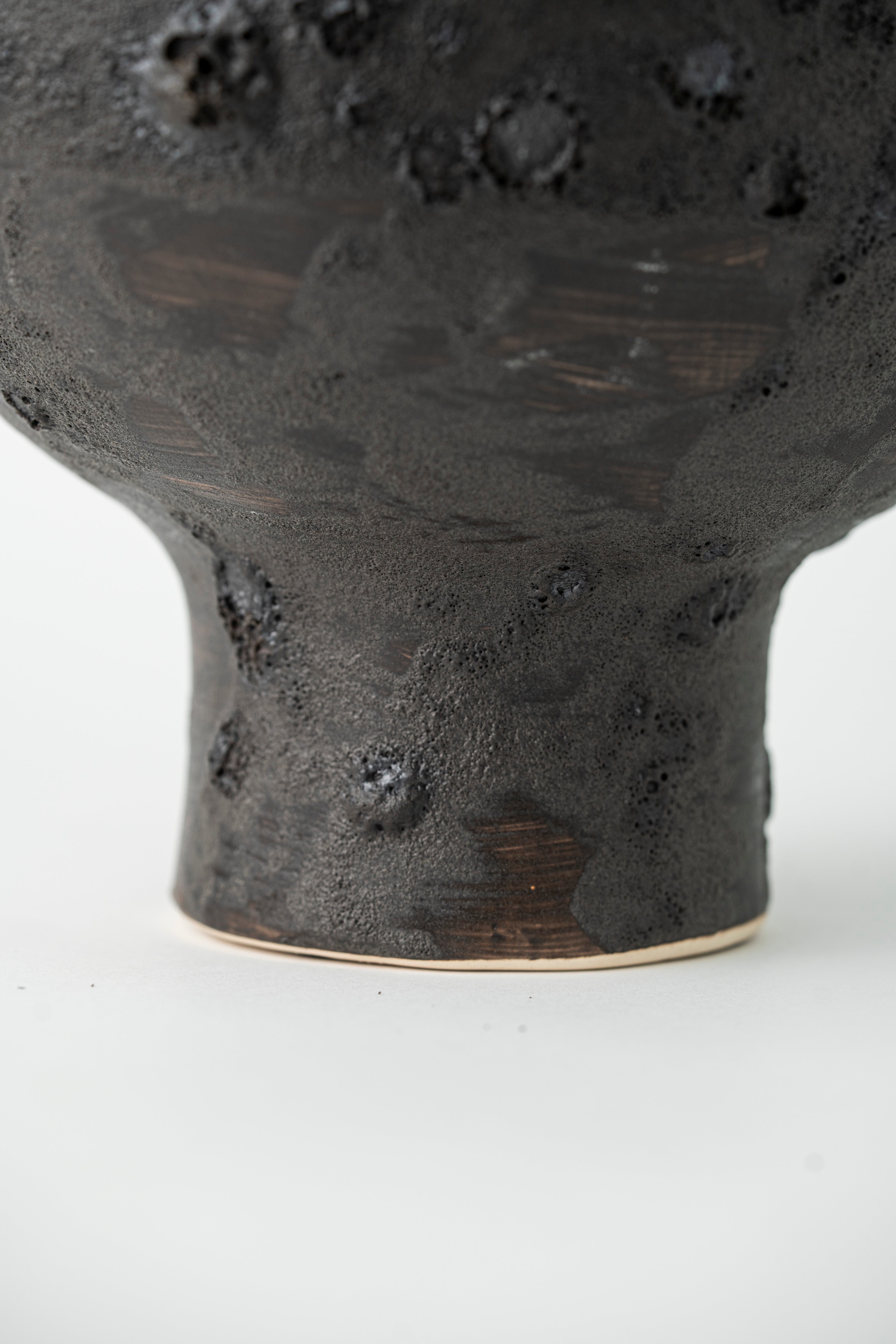 THE LUNAR LAVA BOTTLE BLACK LARGE
