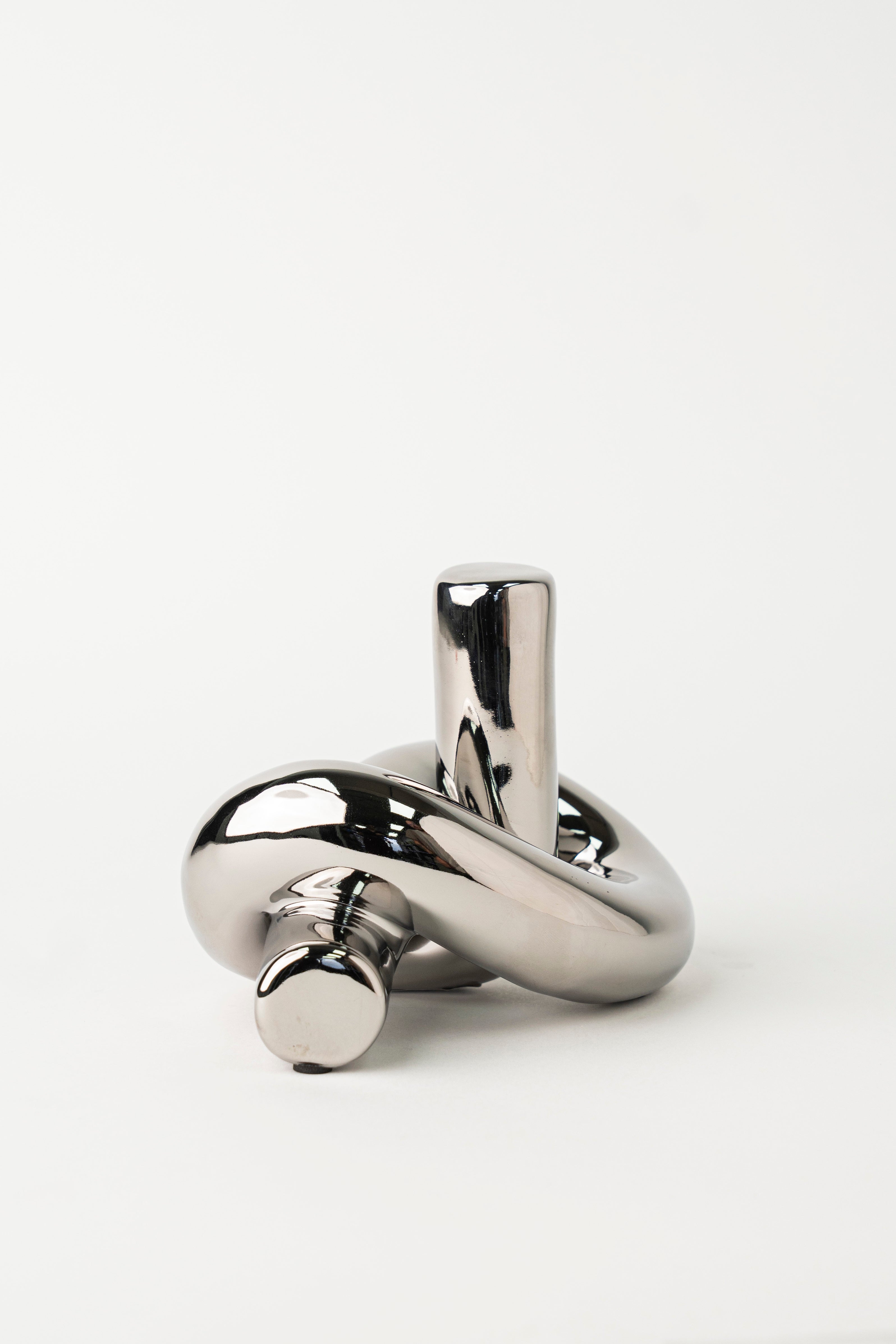 TREE KNOT ORNAMENT - GLOSSY SILVER