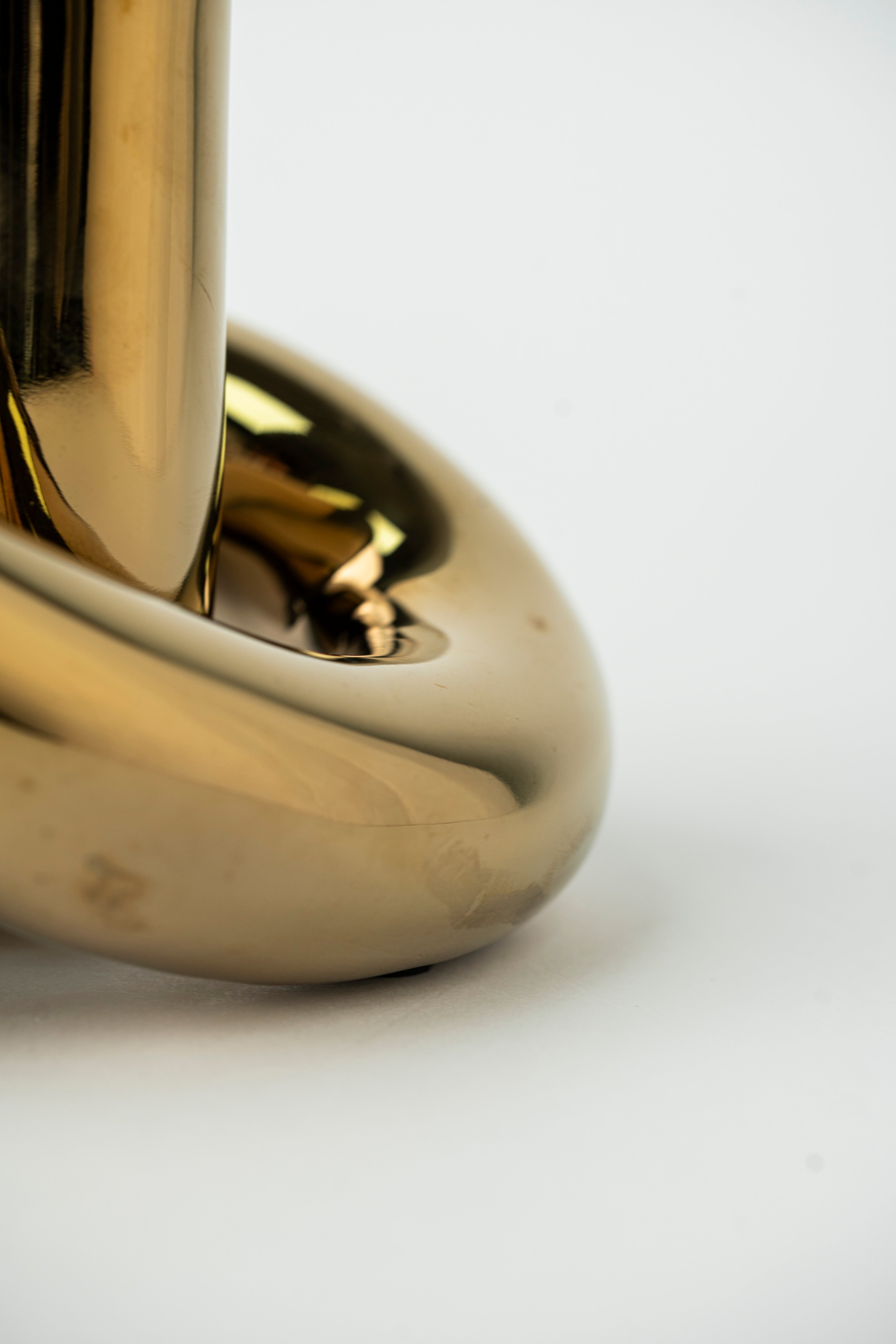 TREE KNOT ORNAMENT - GLOSSY GOLD
