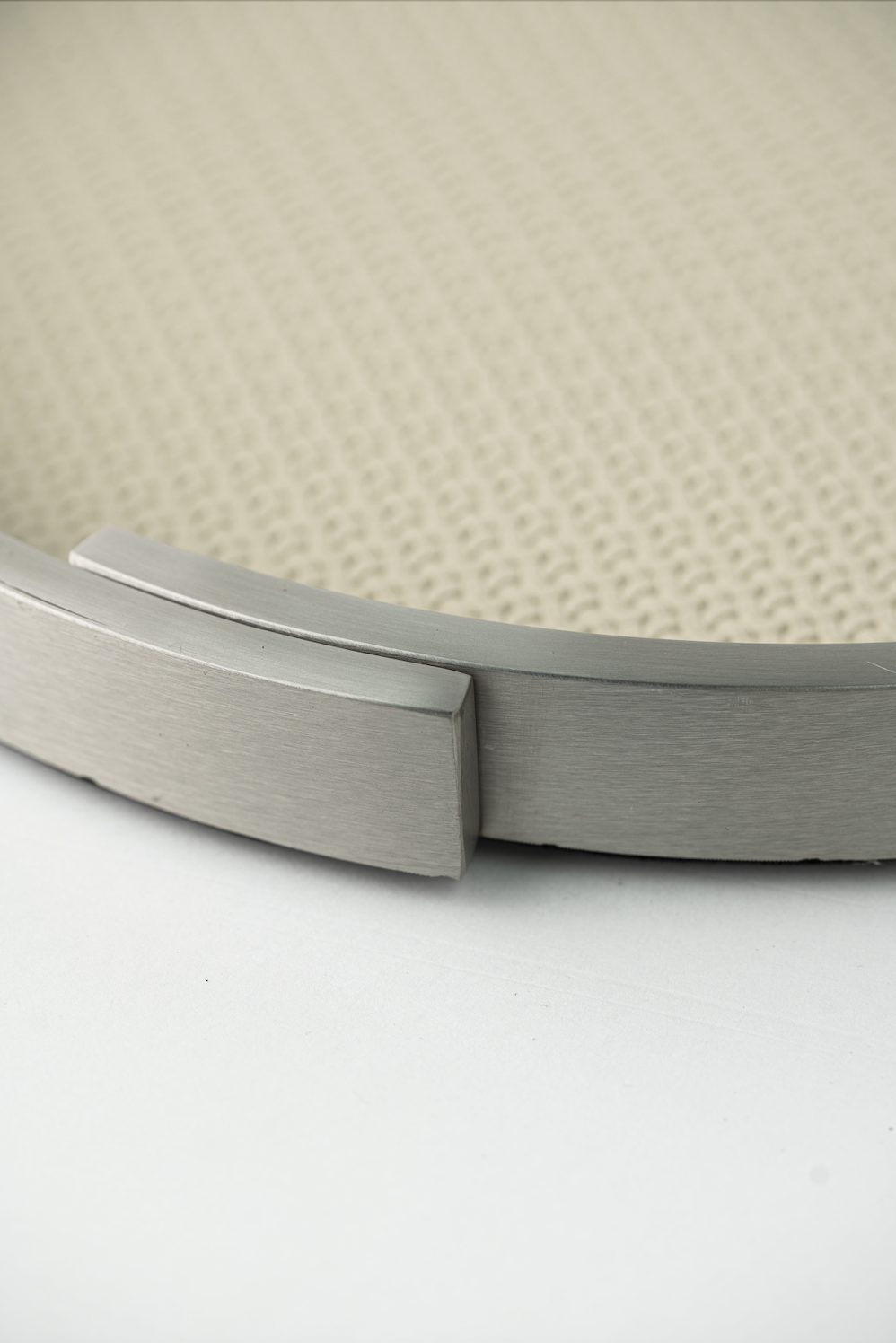 ROUND LEATHER BASE / TRAY