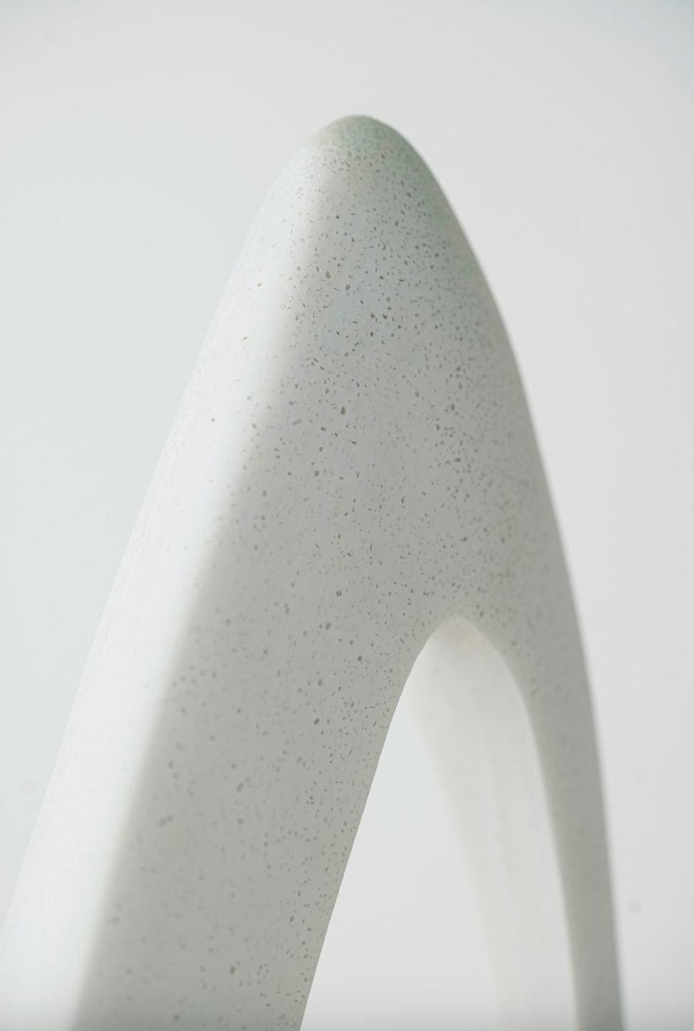 WHITE LEAF ORNAMENT - TALL