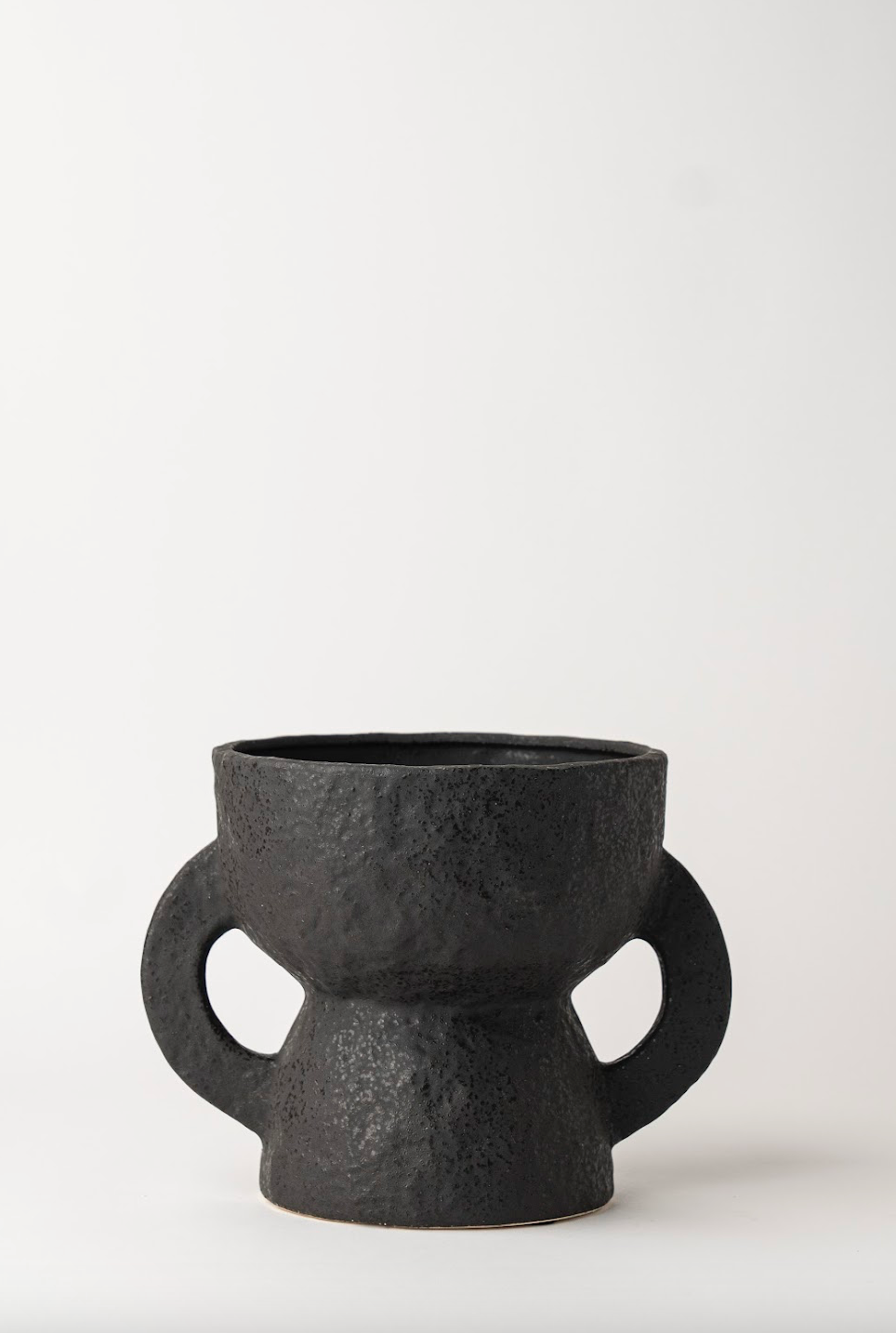 THE AMPHORA VASE
