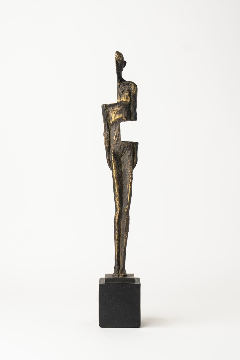 HALF-FACED SCULPTURE