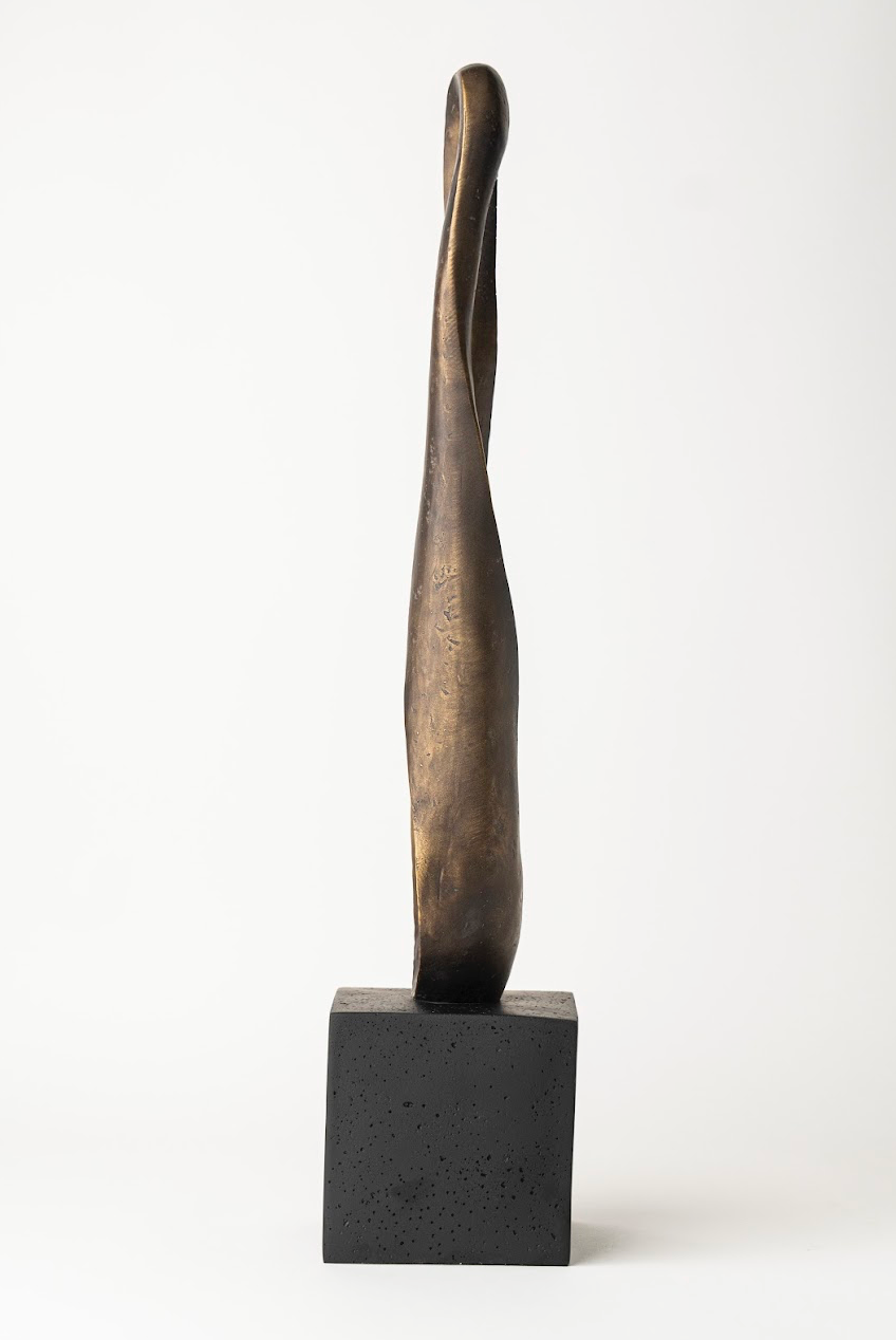 MOVEMENT DECORATIVO SCULPTURE