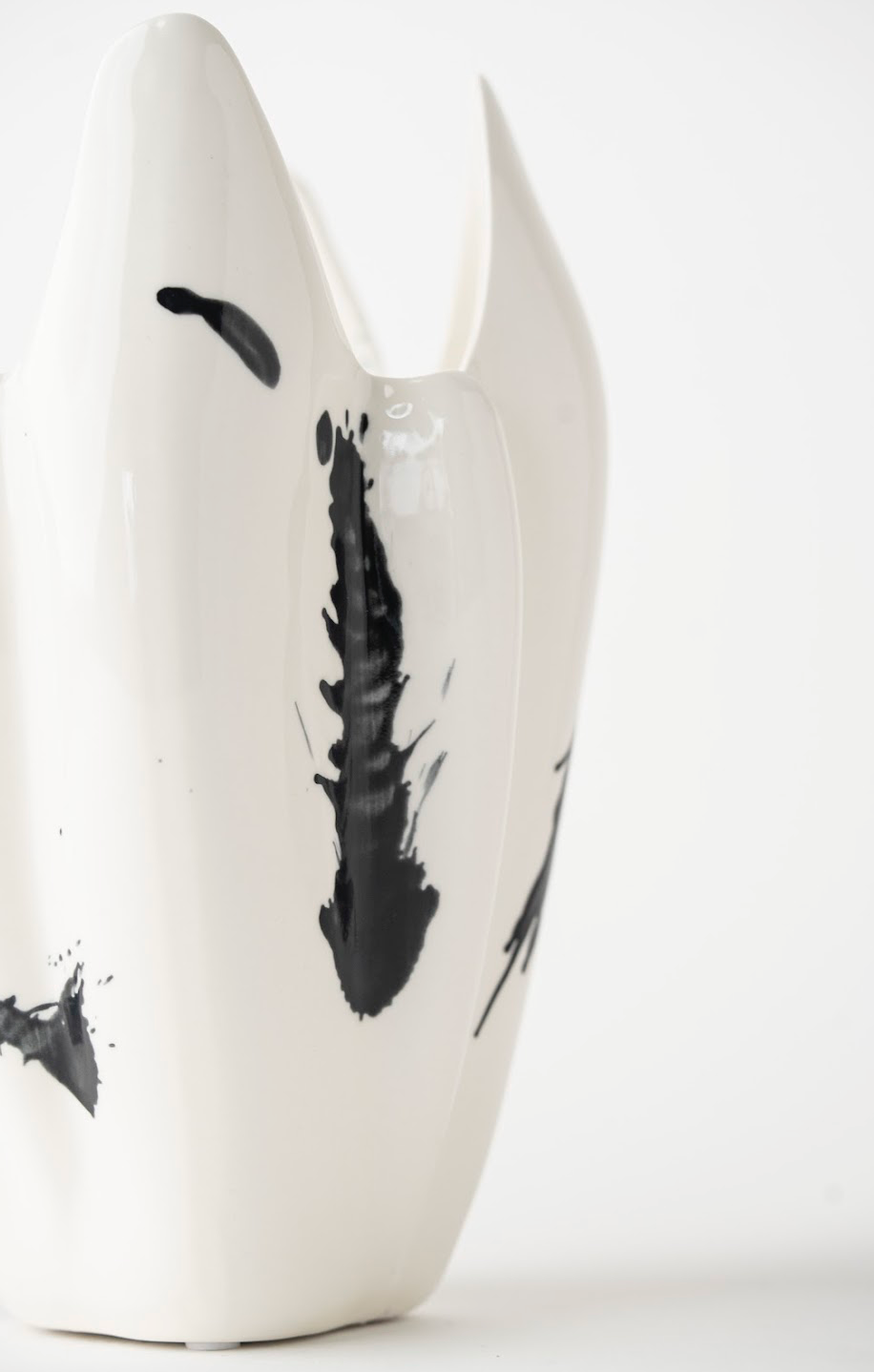 THE INKED VASE - SHORT