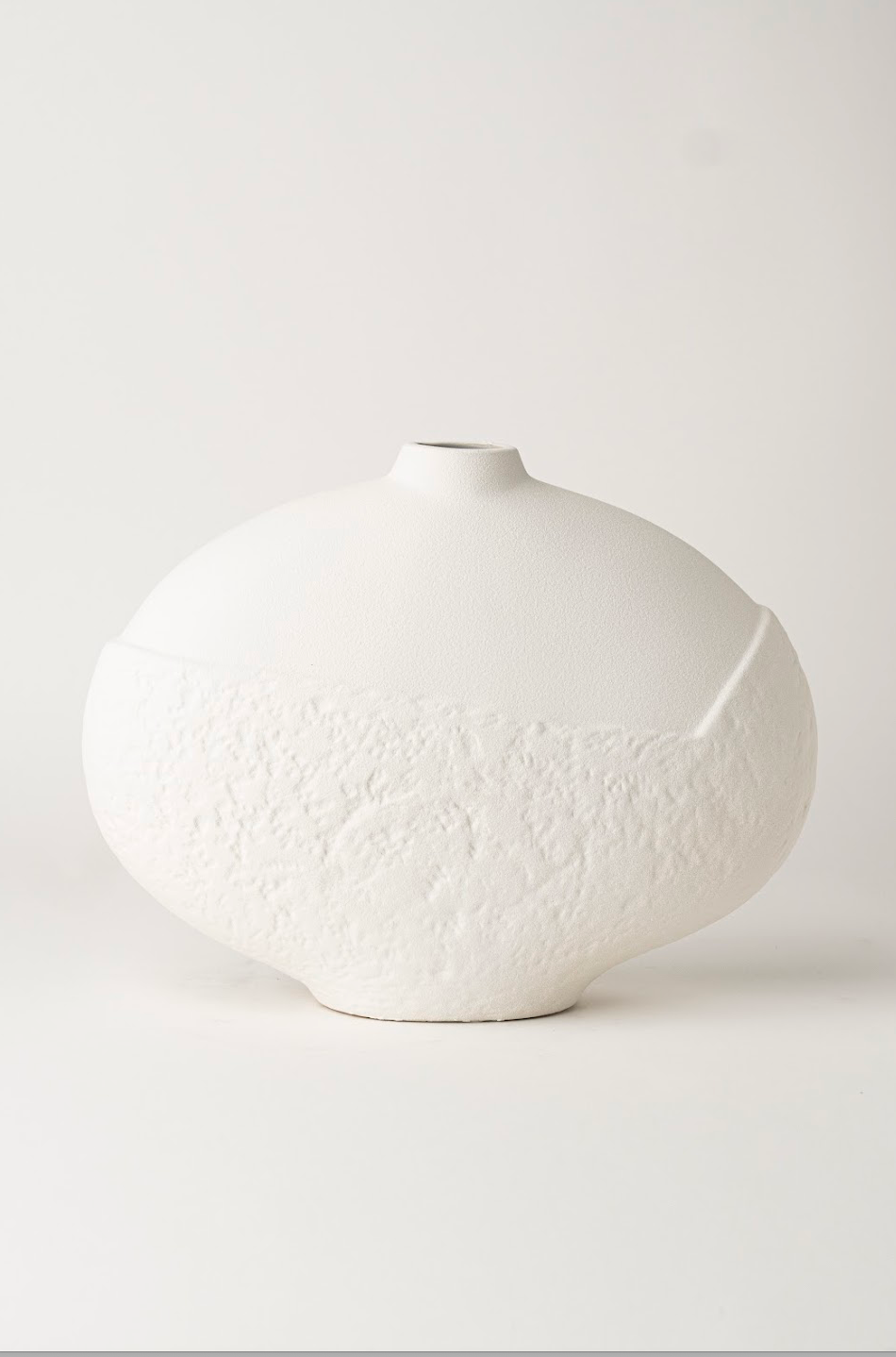 THE ROCK PATTERN AND NARROW MOUTH VASE LARGE